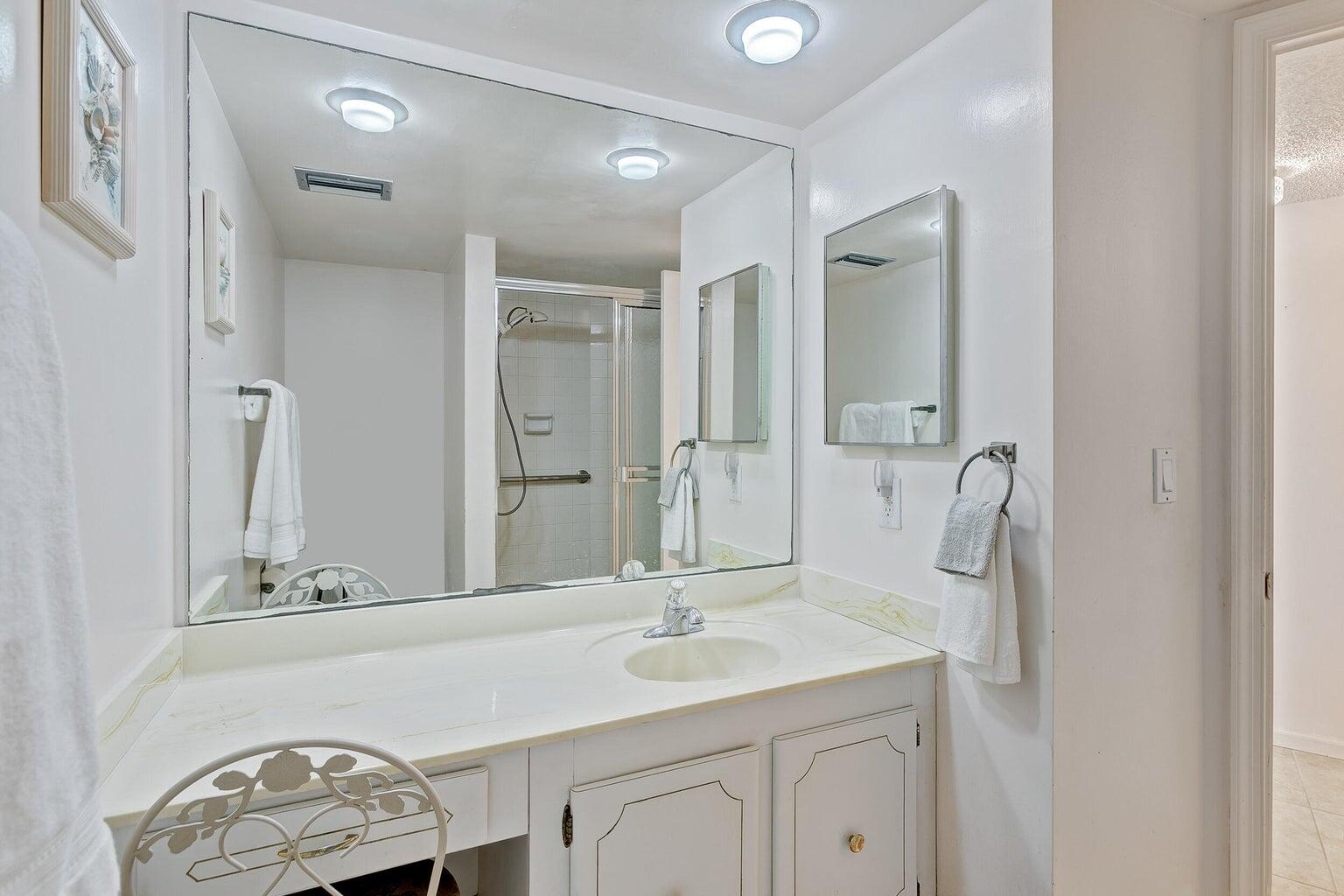 2800 N Ocean Drive B - 6d