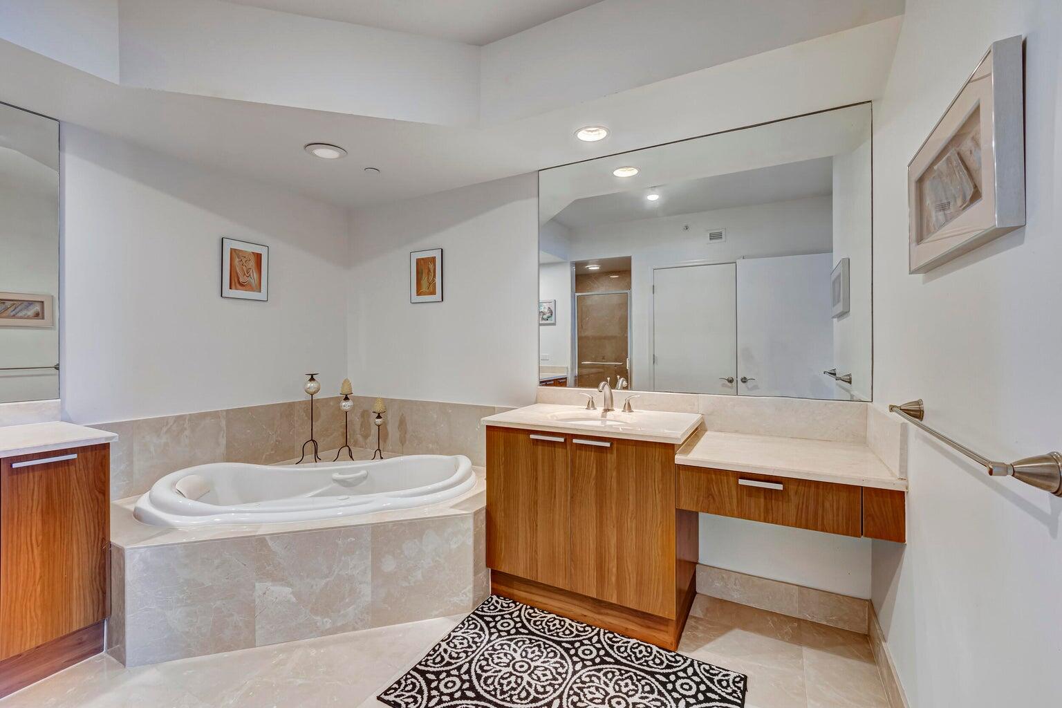 2650 Lake Shore Drive 1802