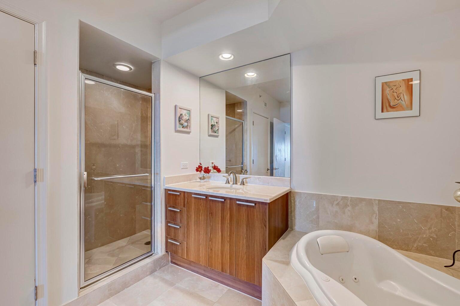 2650 Lake Shore Drive 1802