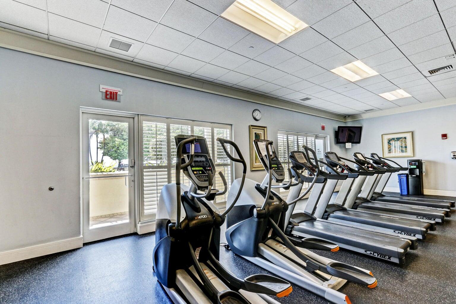 2650 Lake Shore Drive 1802