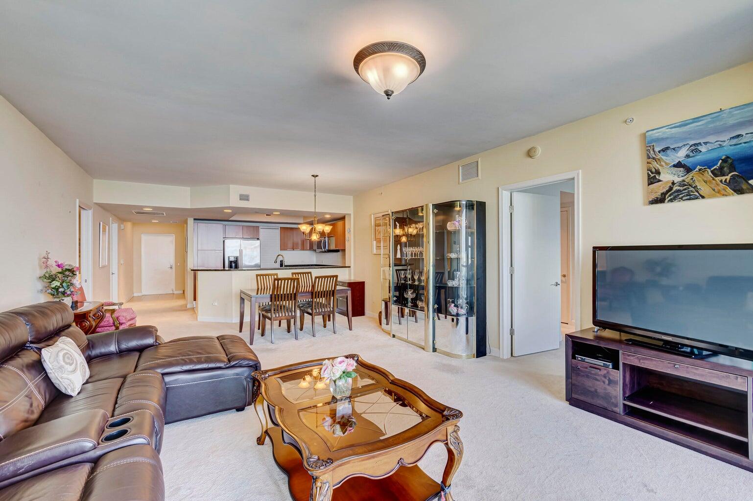 2650 Lake Shore Drive 1802