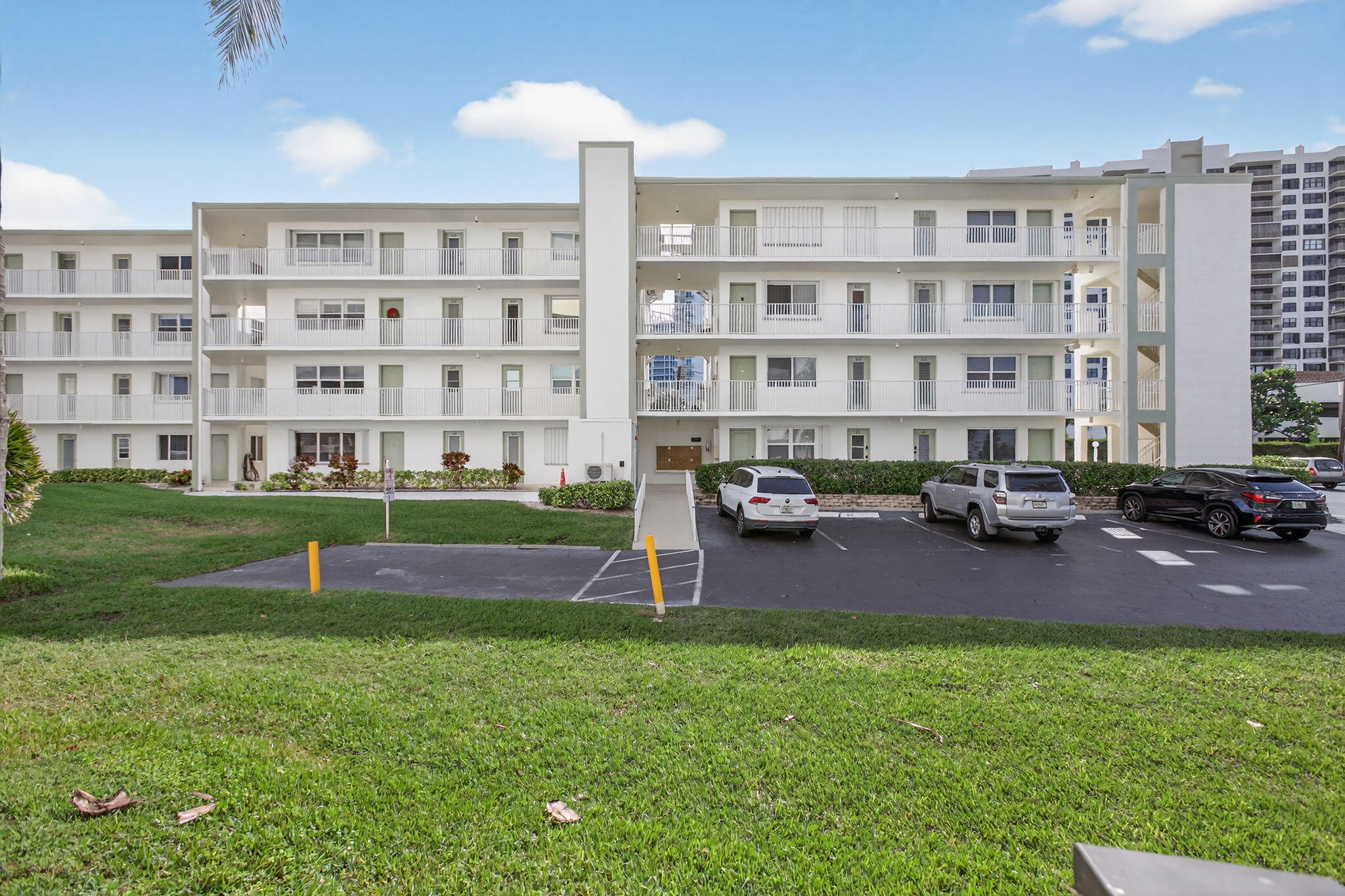 3600 N Ocean Drive 223