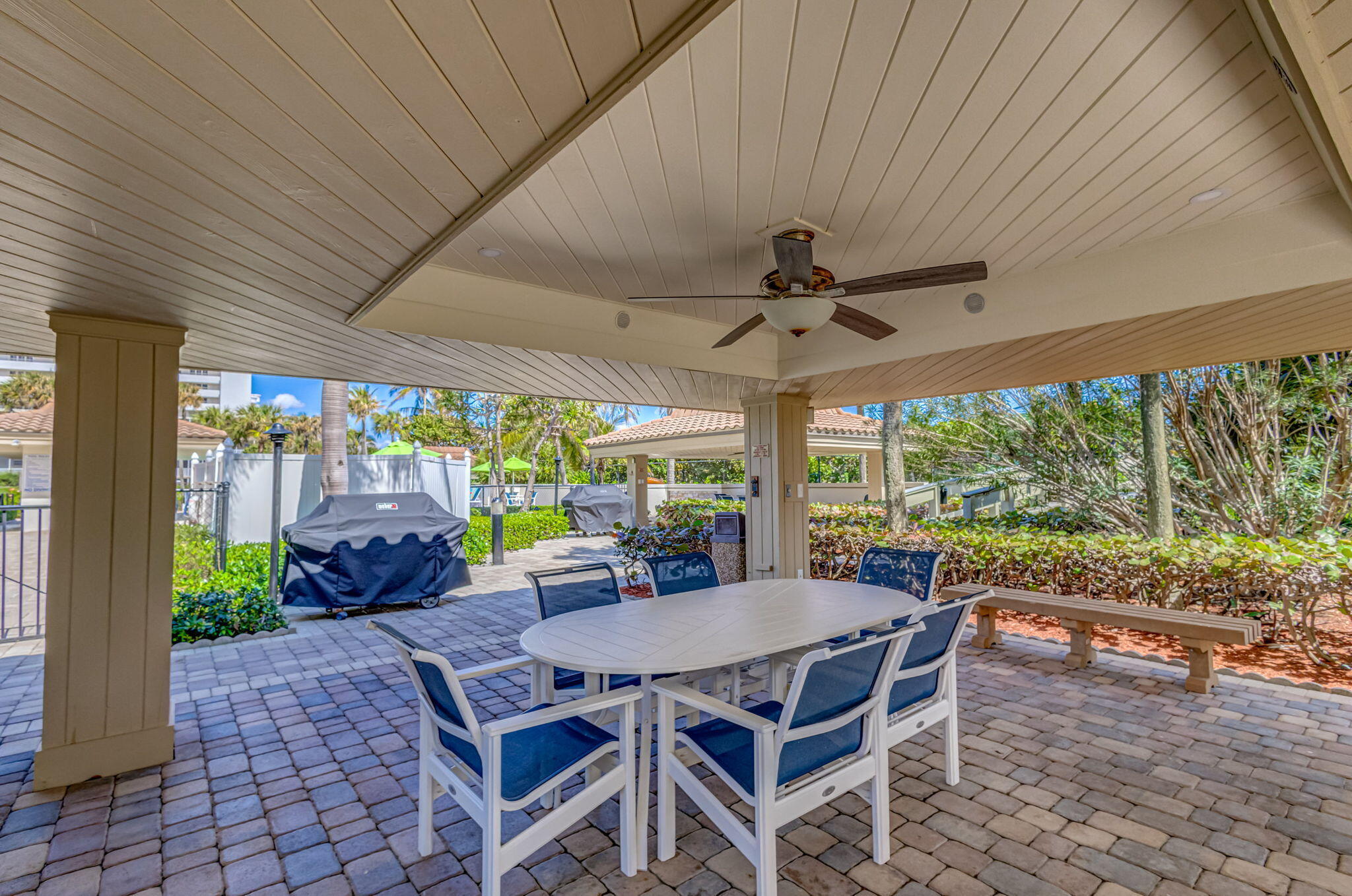 3400 N Ocean Drive 2002