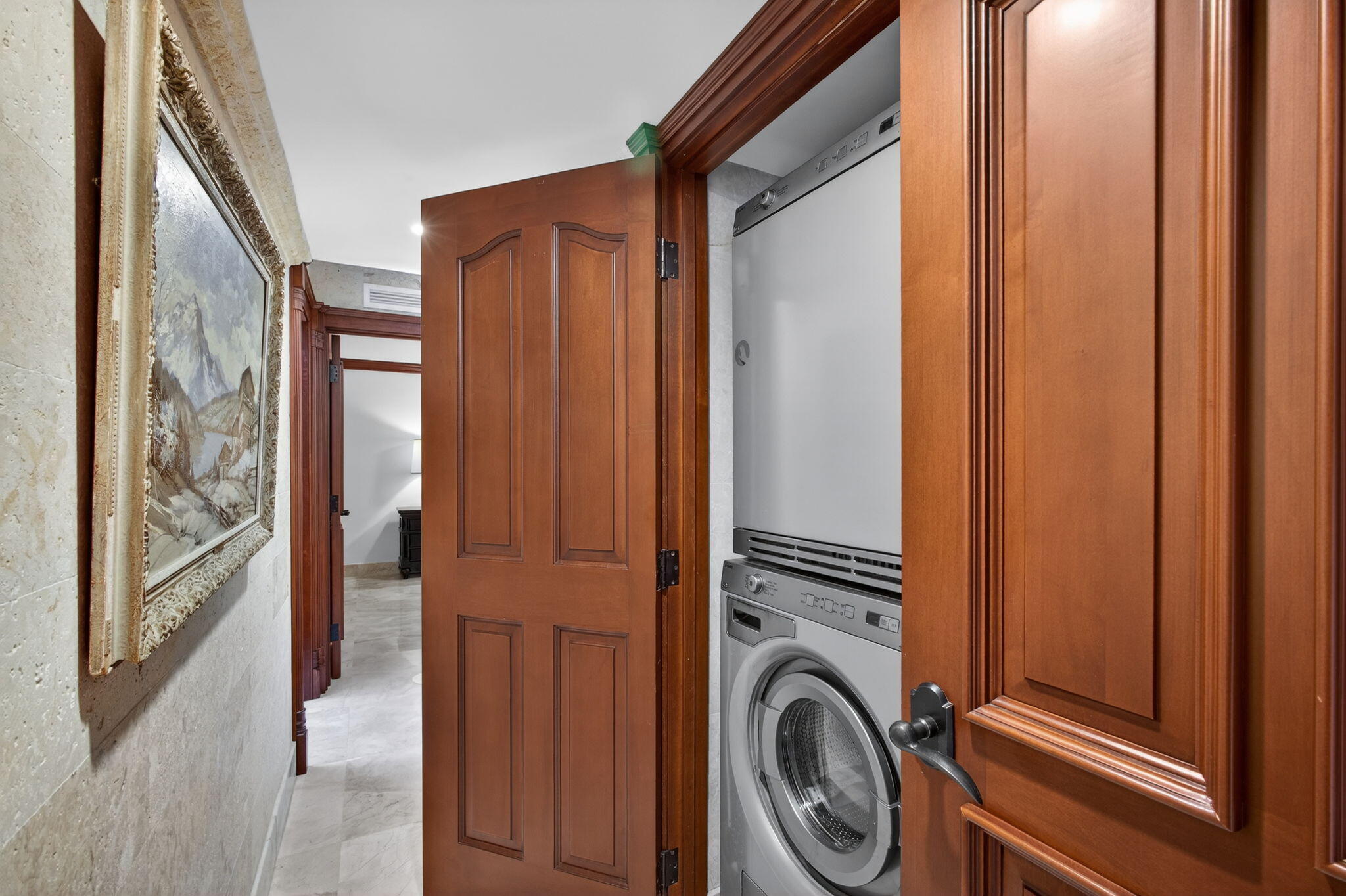 3400 N Ocean Drive 2002