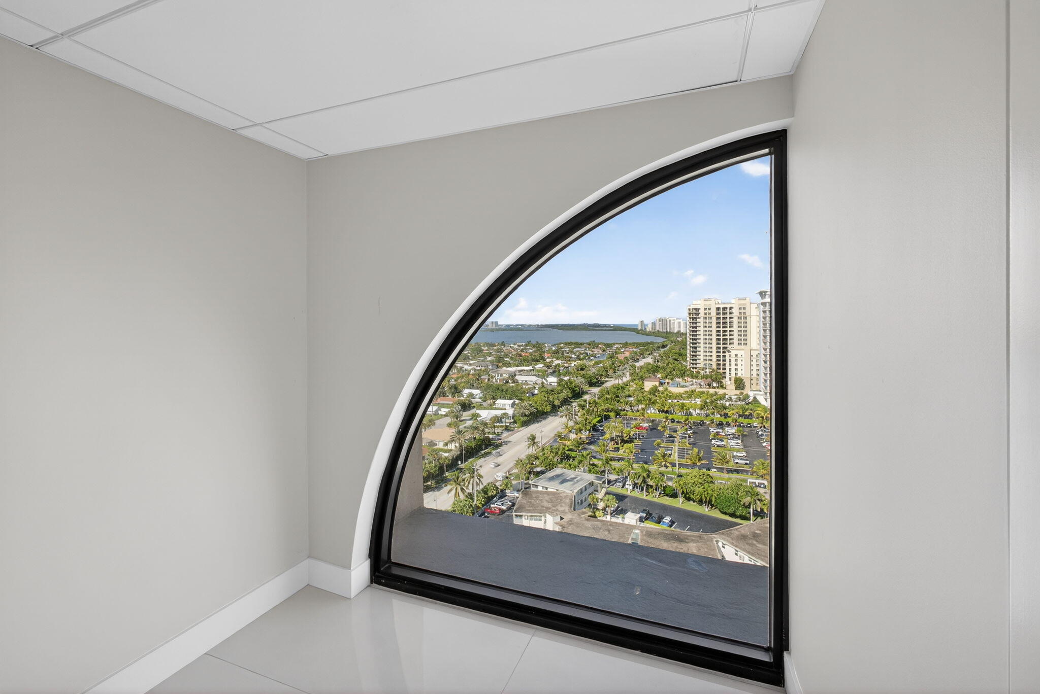 3400 N Ocean Drive 2002