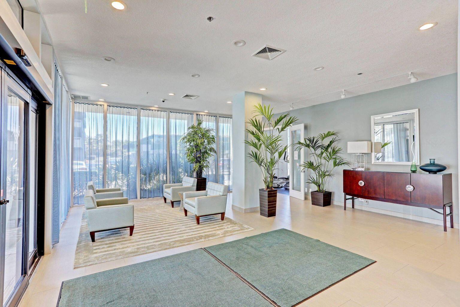 5540 N Ocean Drive 15-B