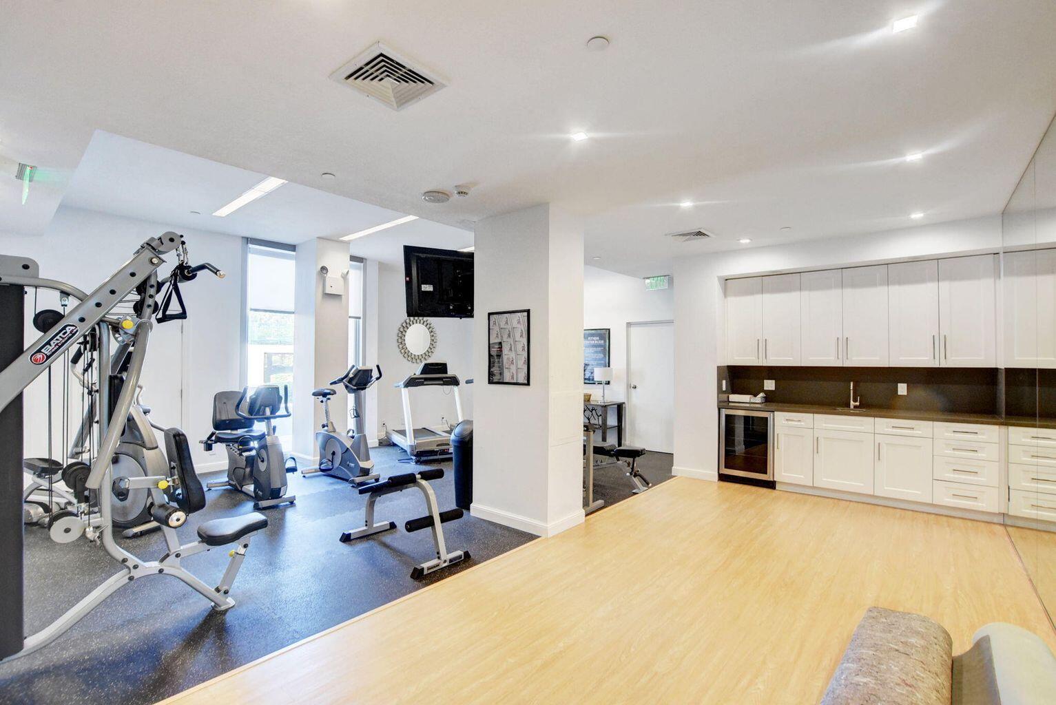 5540 N Ocean Drive 15-B