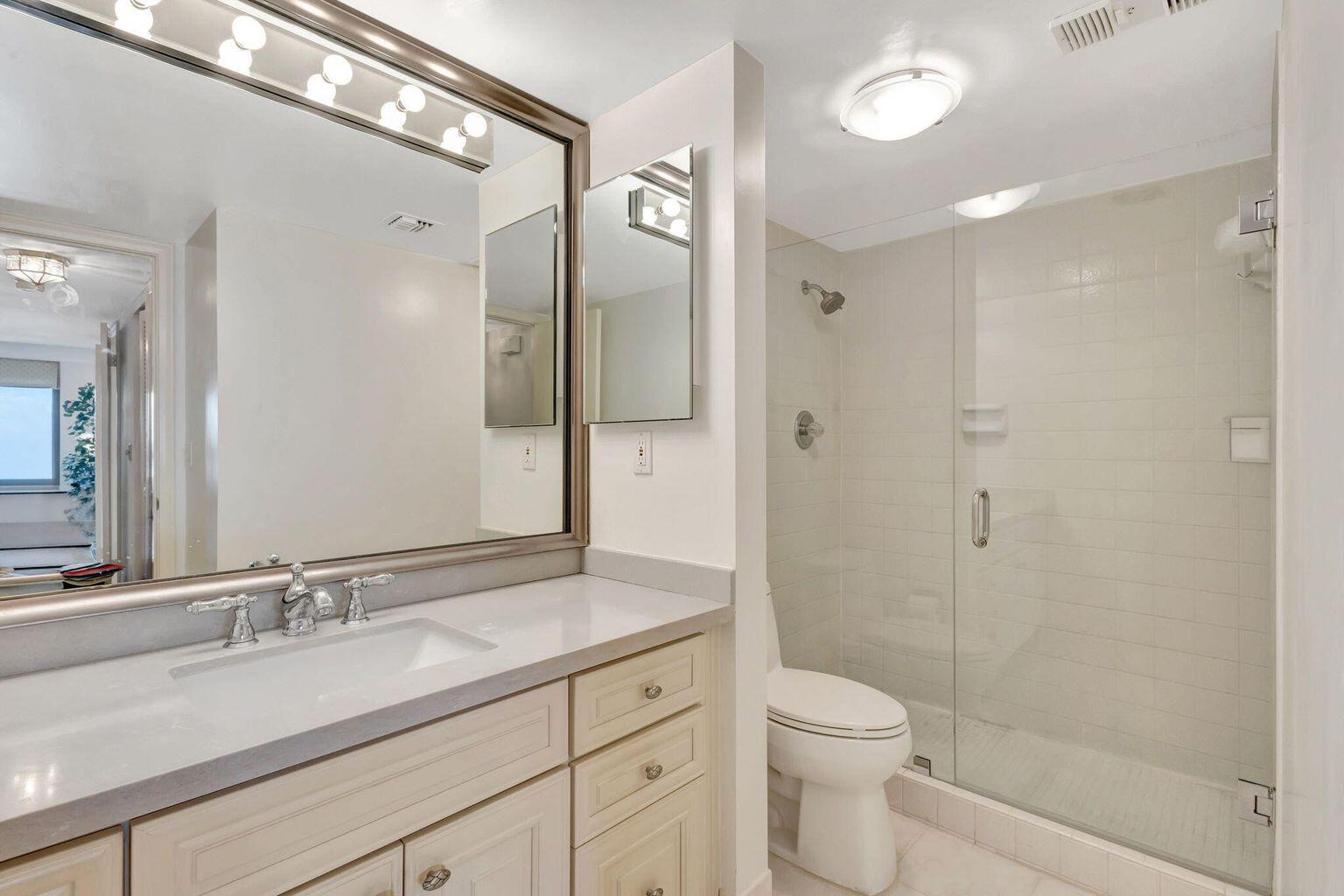 5540 N Ocean Drive 15-B