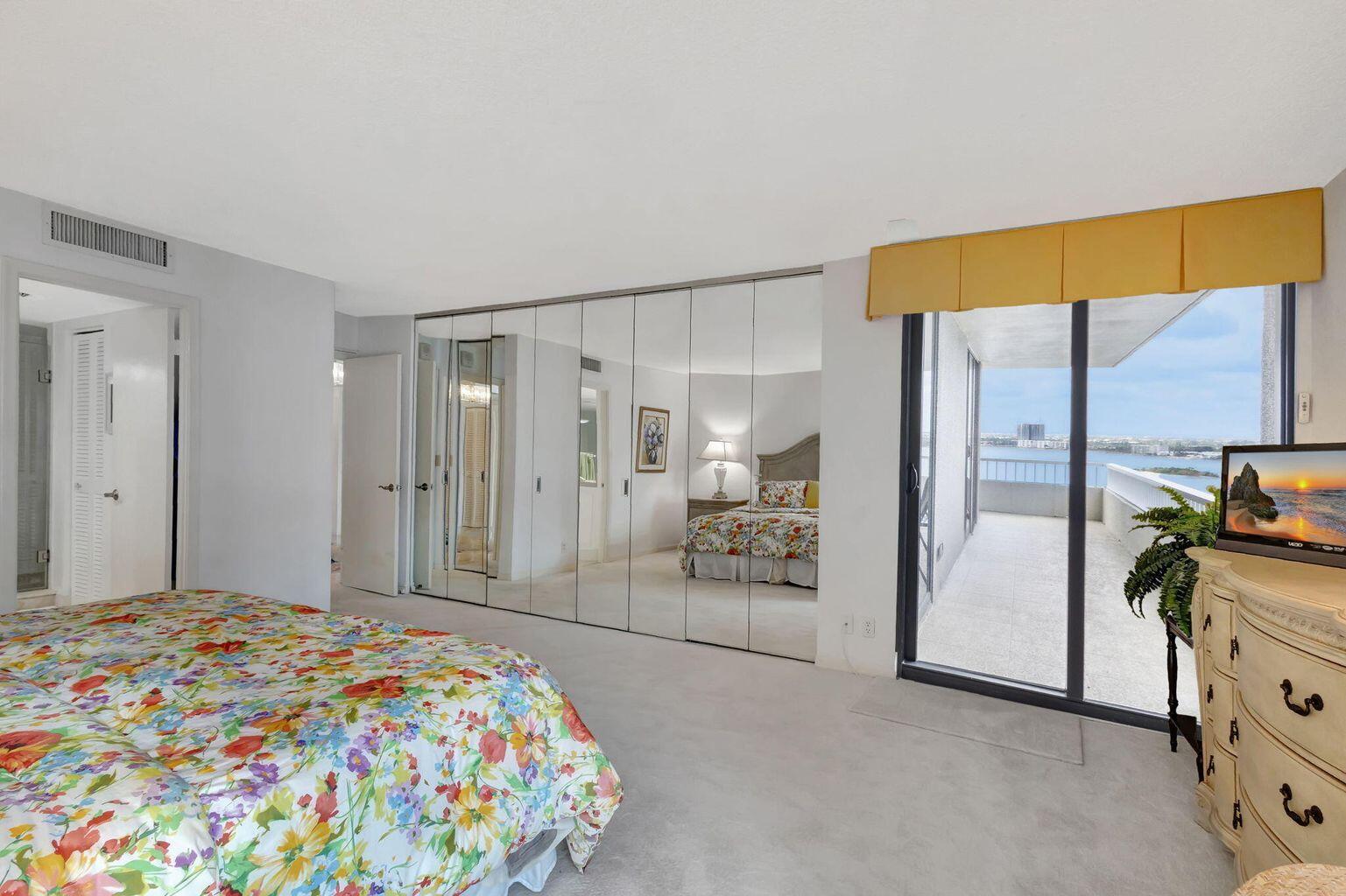 5540 N Ocean Drive 15-B