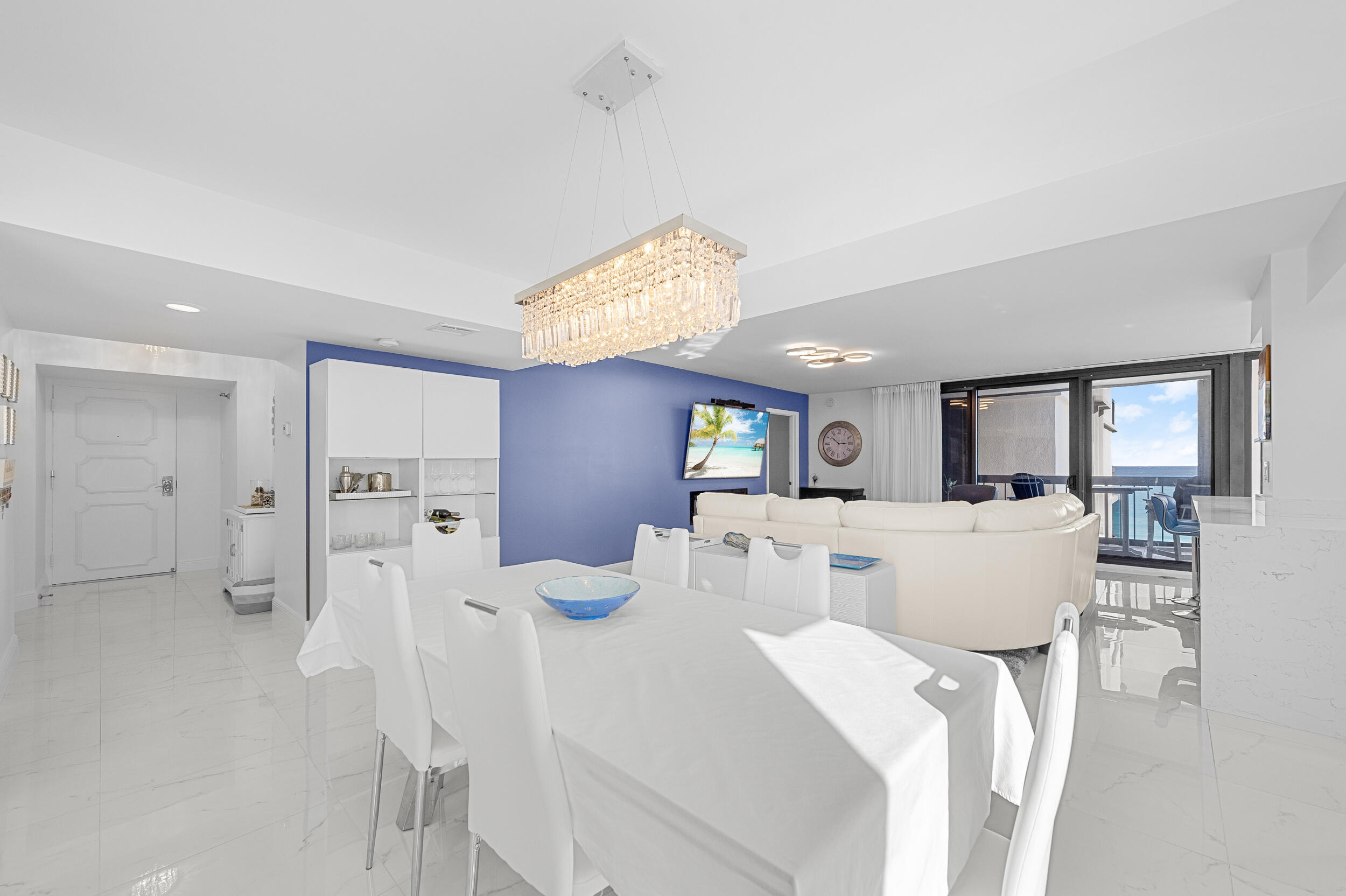 5380 N Ocean Drive 8c