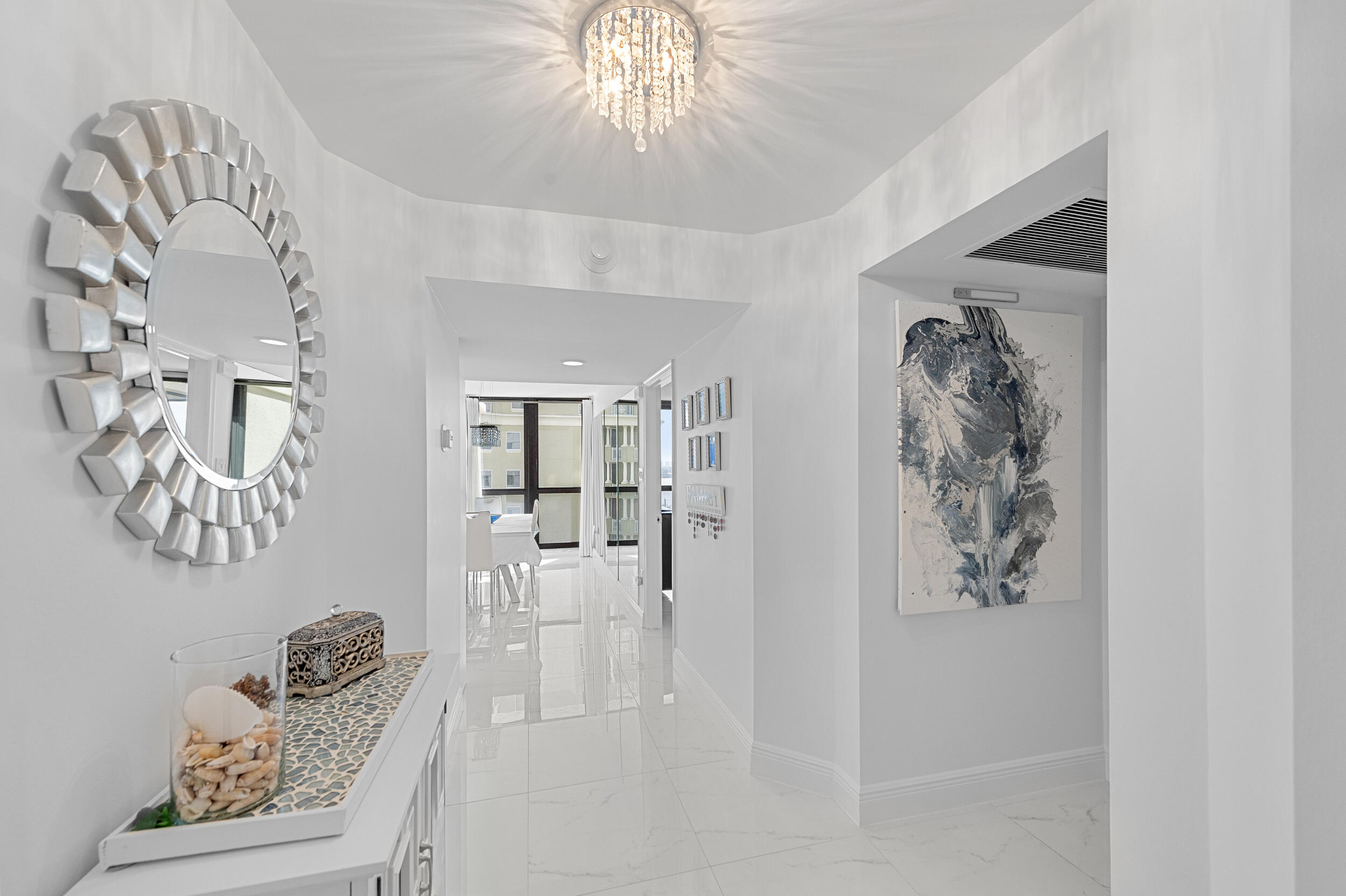 5380 N Ocean Drive 8c