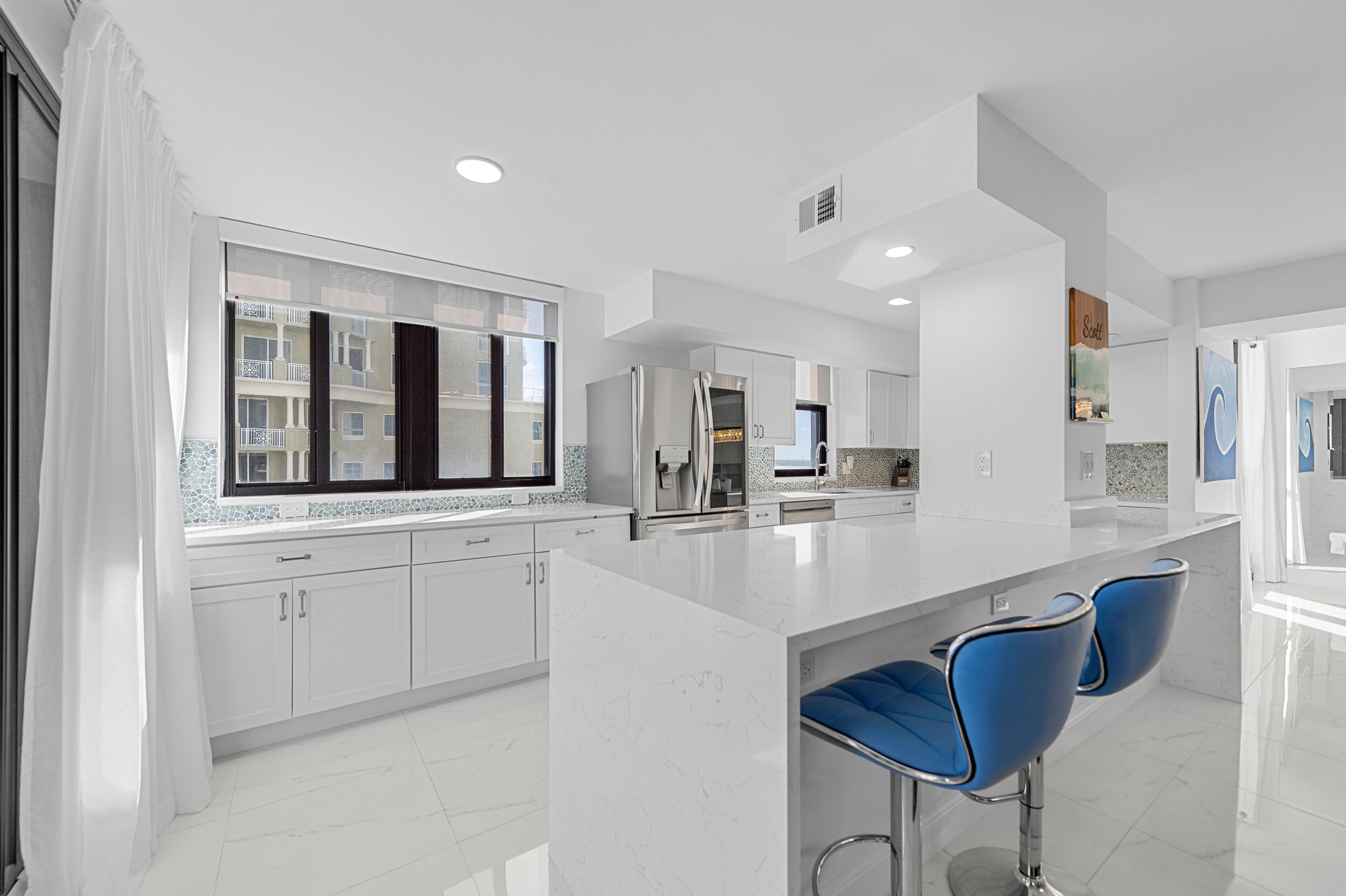 5380 N Ocean Drive 8c