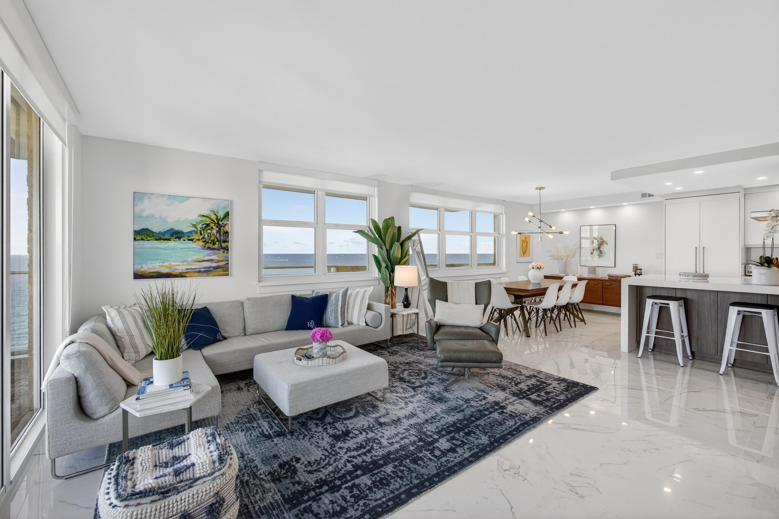 5440 N Ocean Drive Ph-206