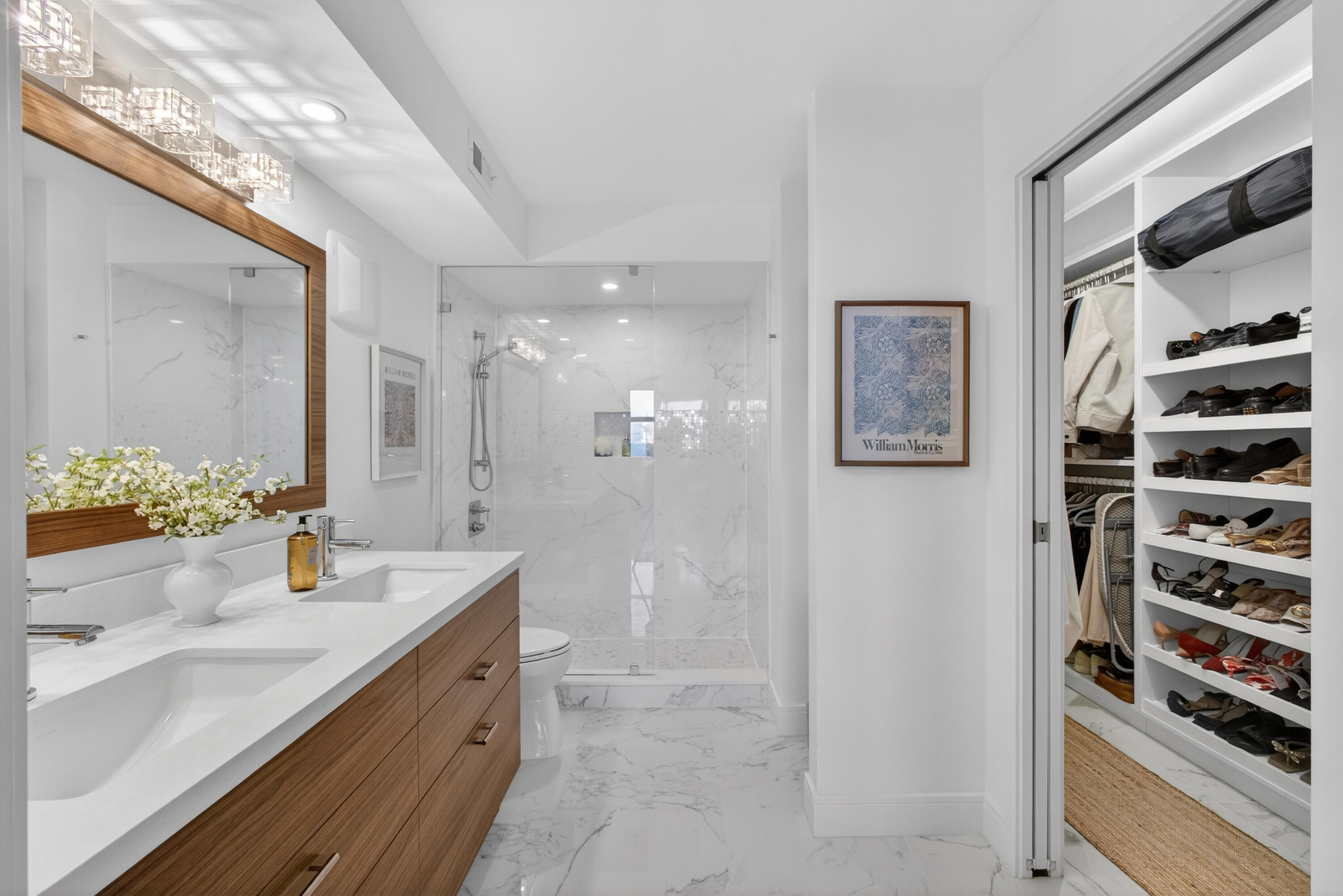 5440 N Ocean Drive Ph-206