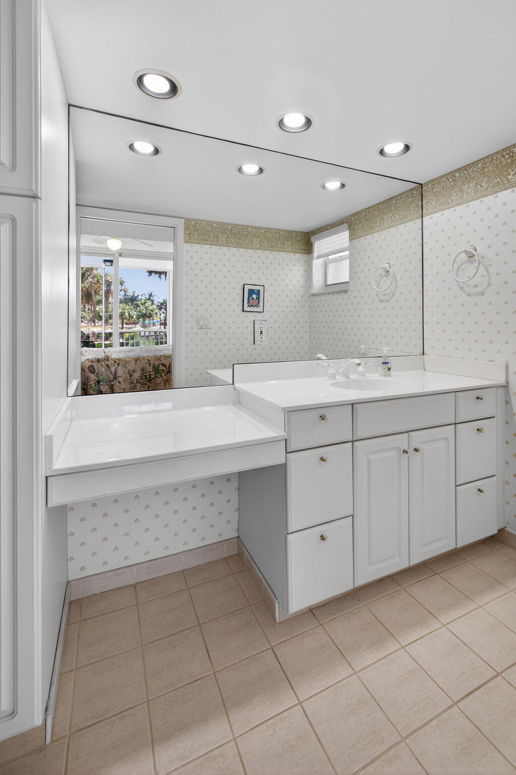 3600 N Ocean Drive 224
