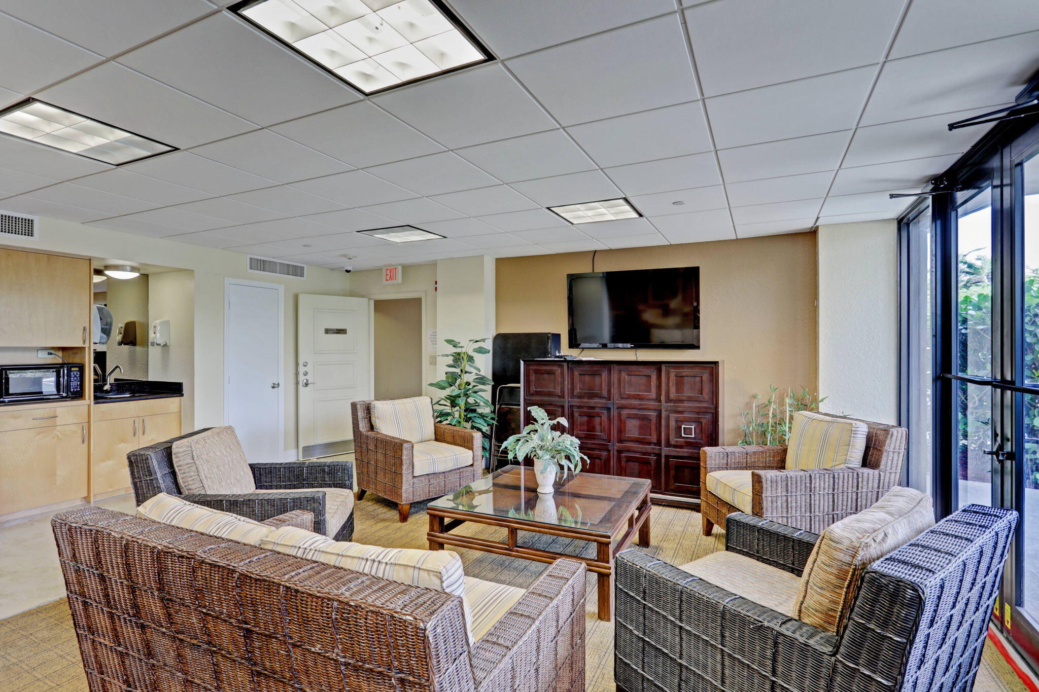 4200 N Ocean Drive 1-406