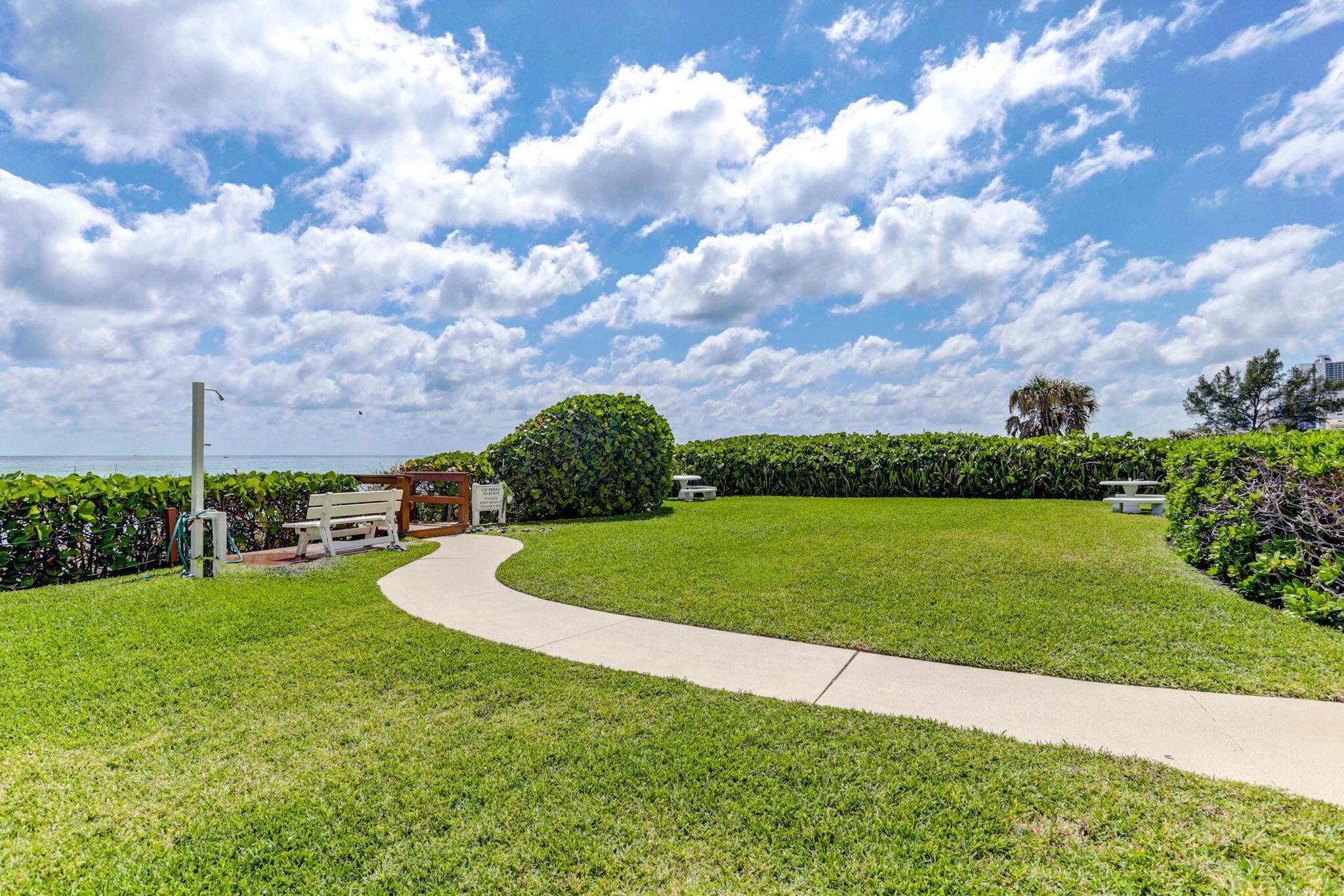 4200 N Ocean Drive 1-406