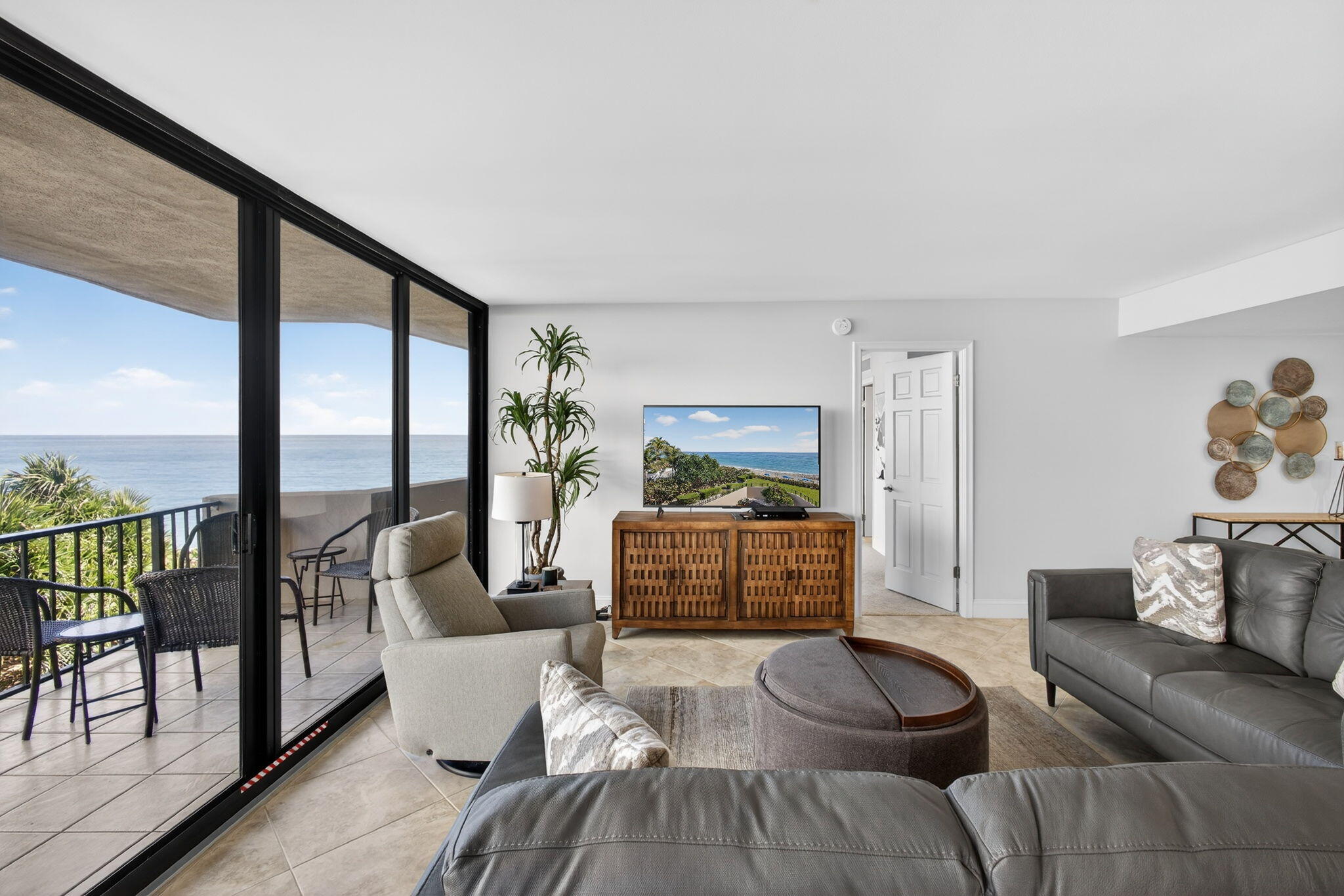 4200 N Ocean Drive 1-406