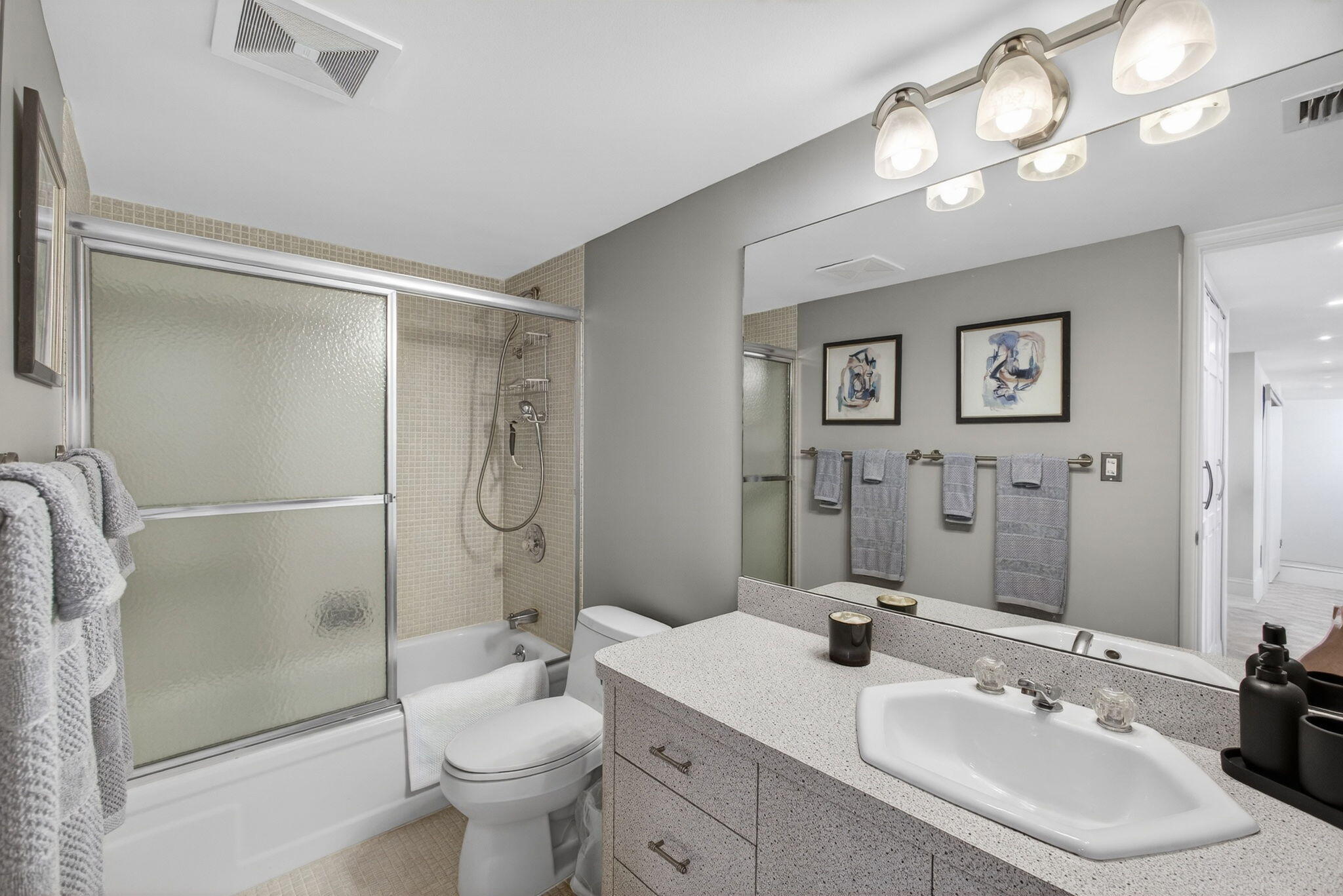 4200 N Ocean Drive 1-406