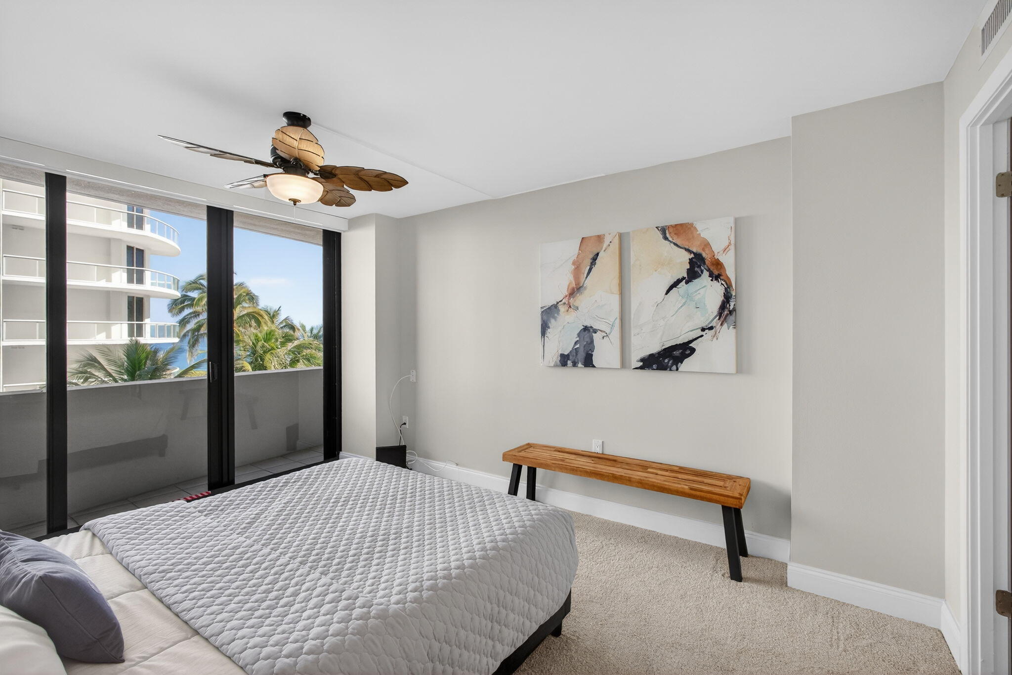 4200 N Ocean Drive 1-406