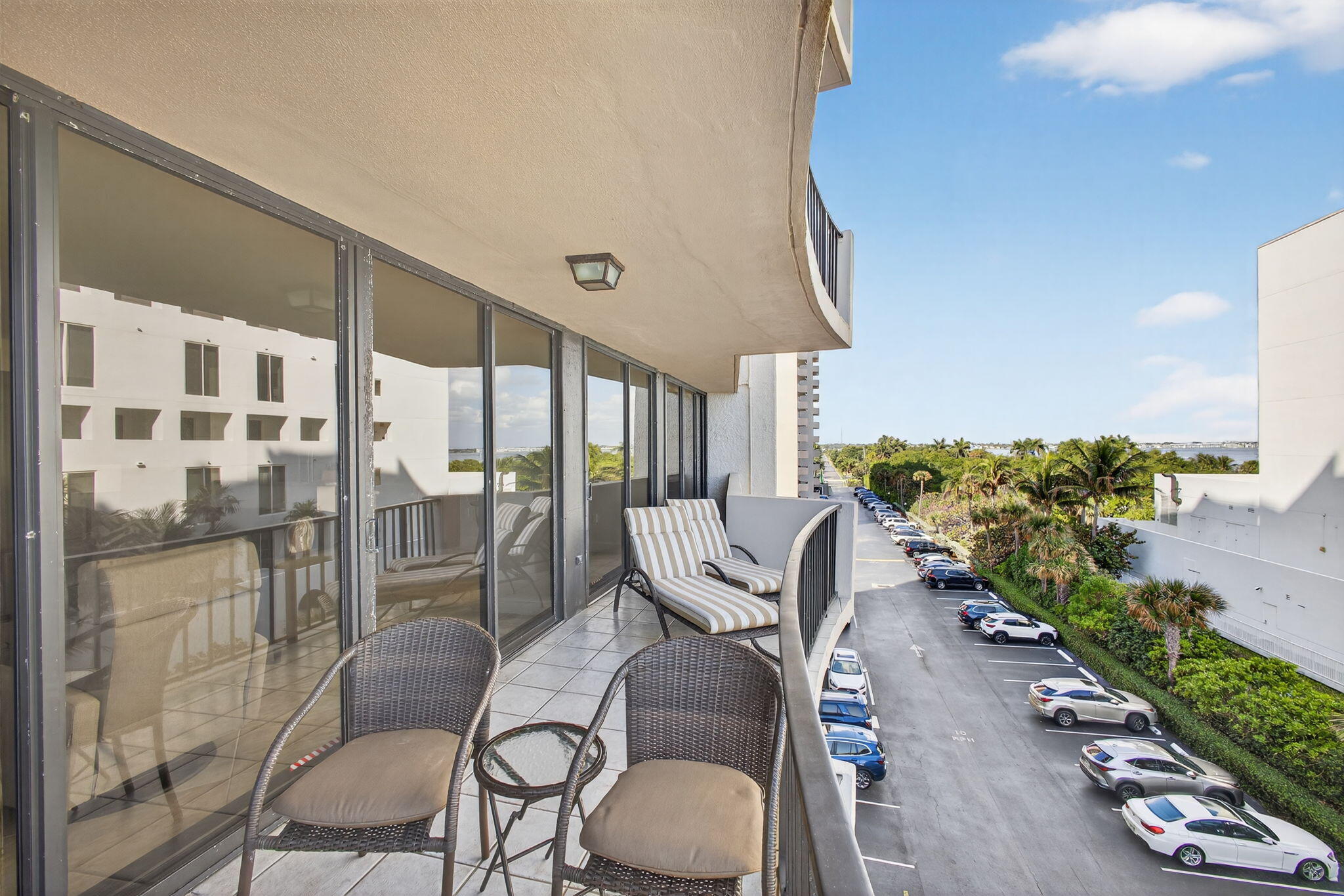 4200 N Ocean Drive 1-406