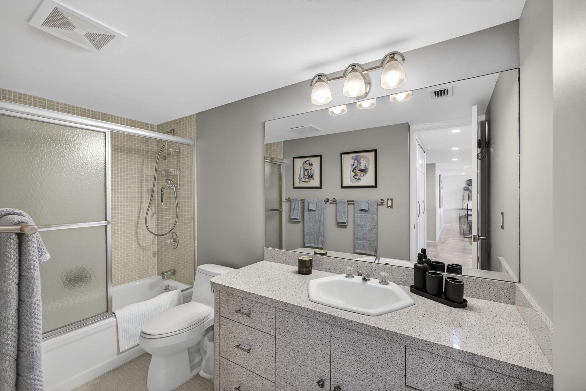 4200 N Ocean Drive 1-406