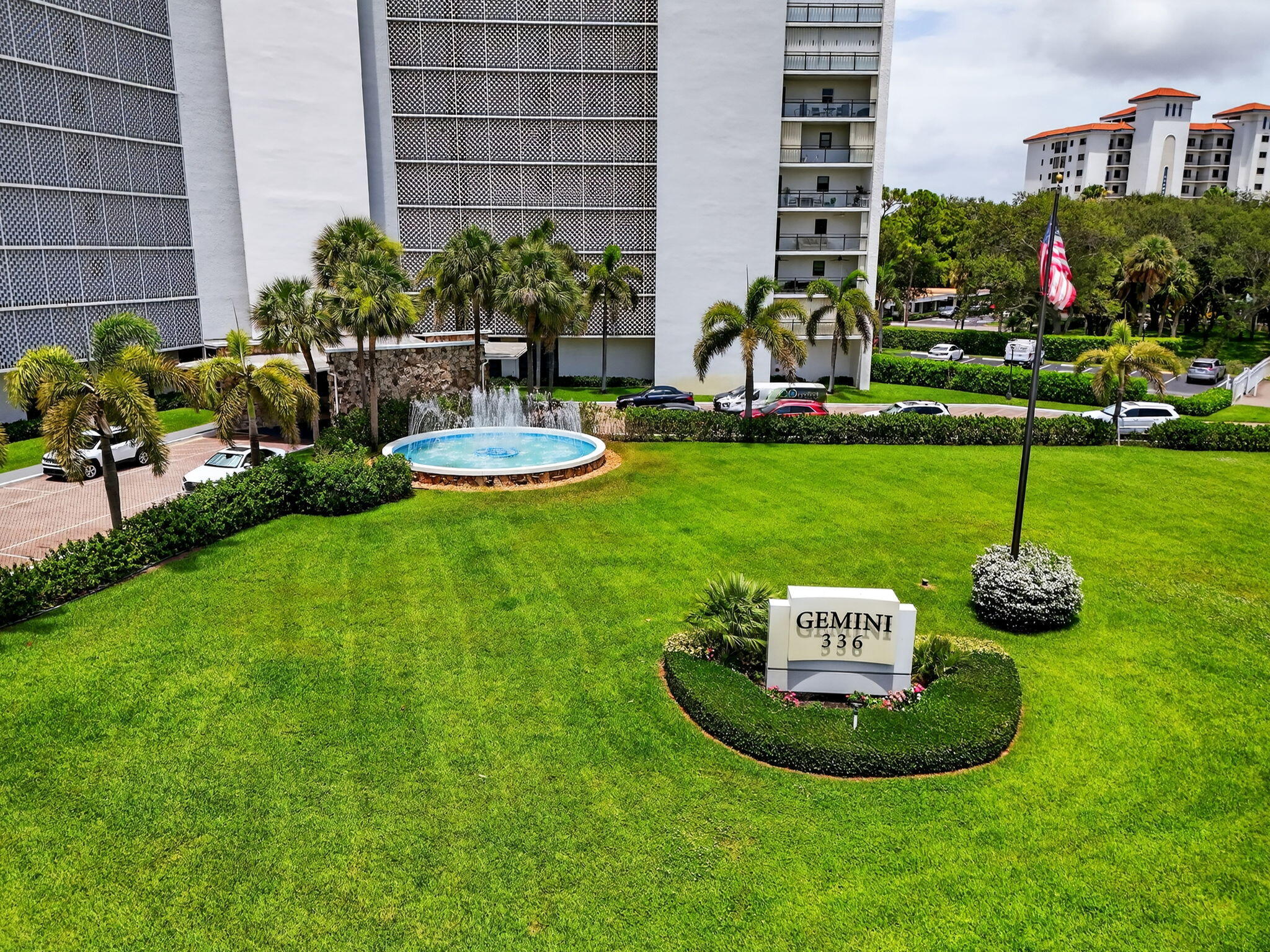 336 Golfview Road 207
