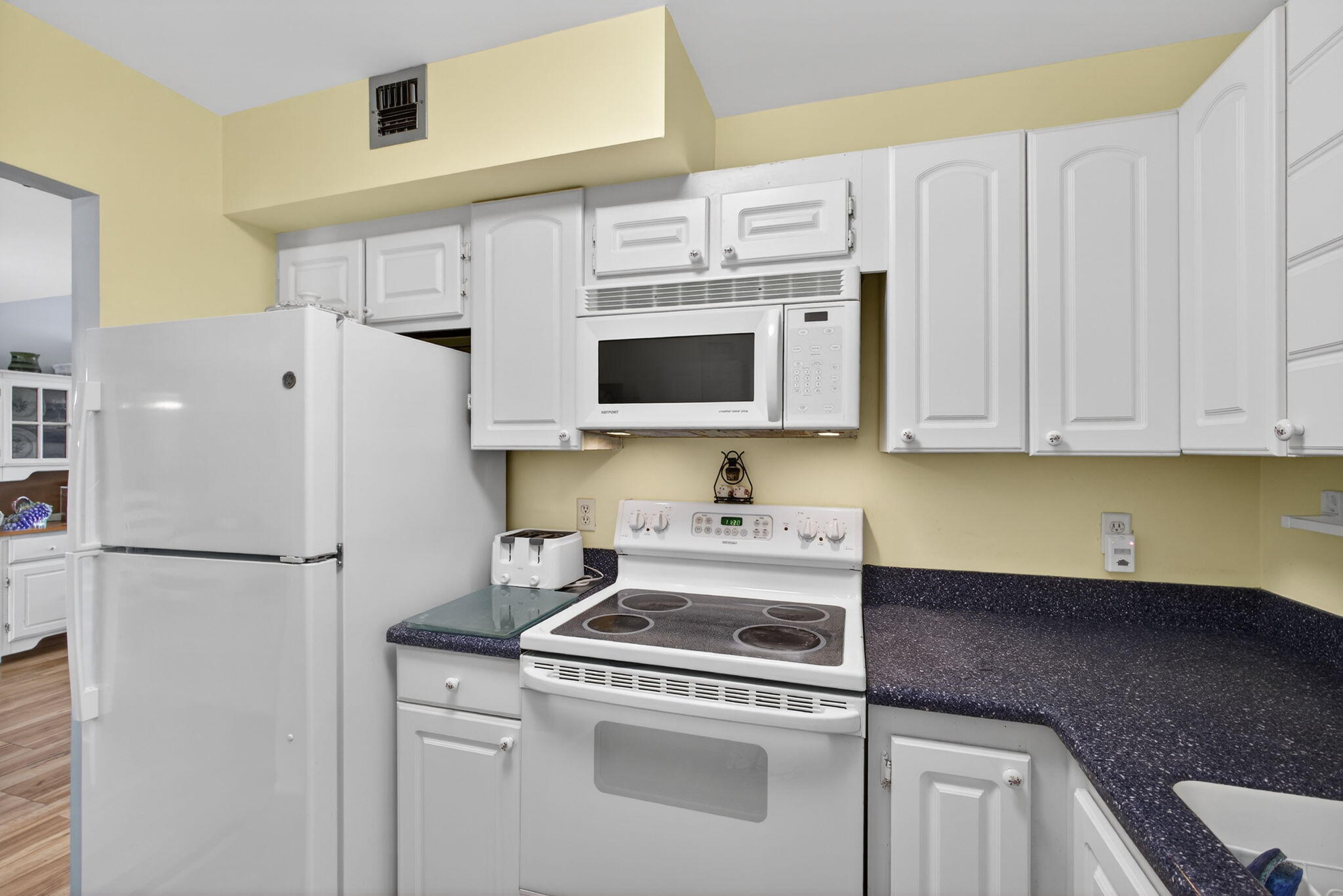 336 Golfview Road 207