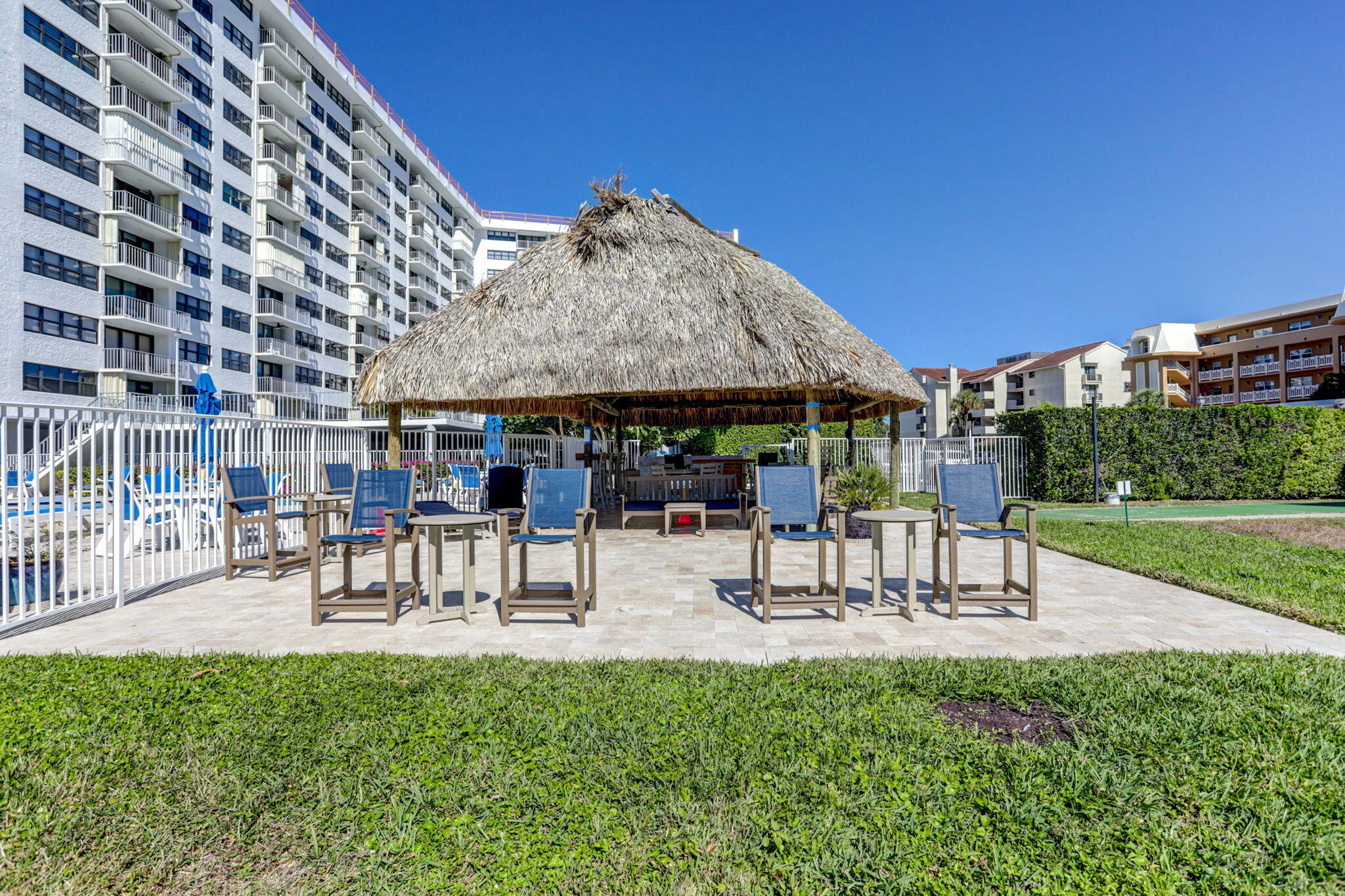 336 Golfview Road 207