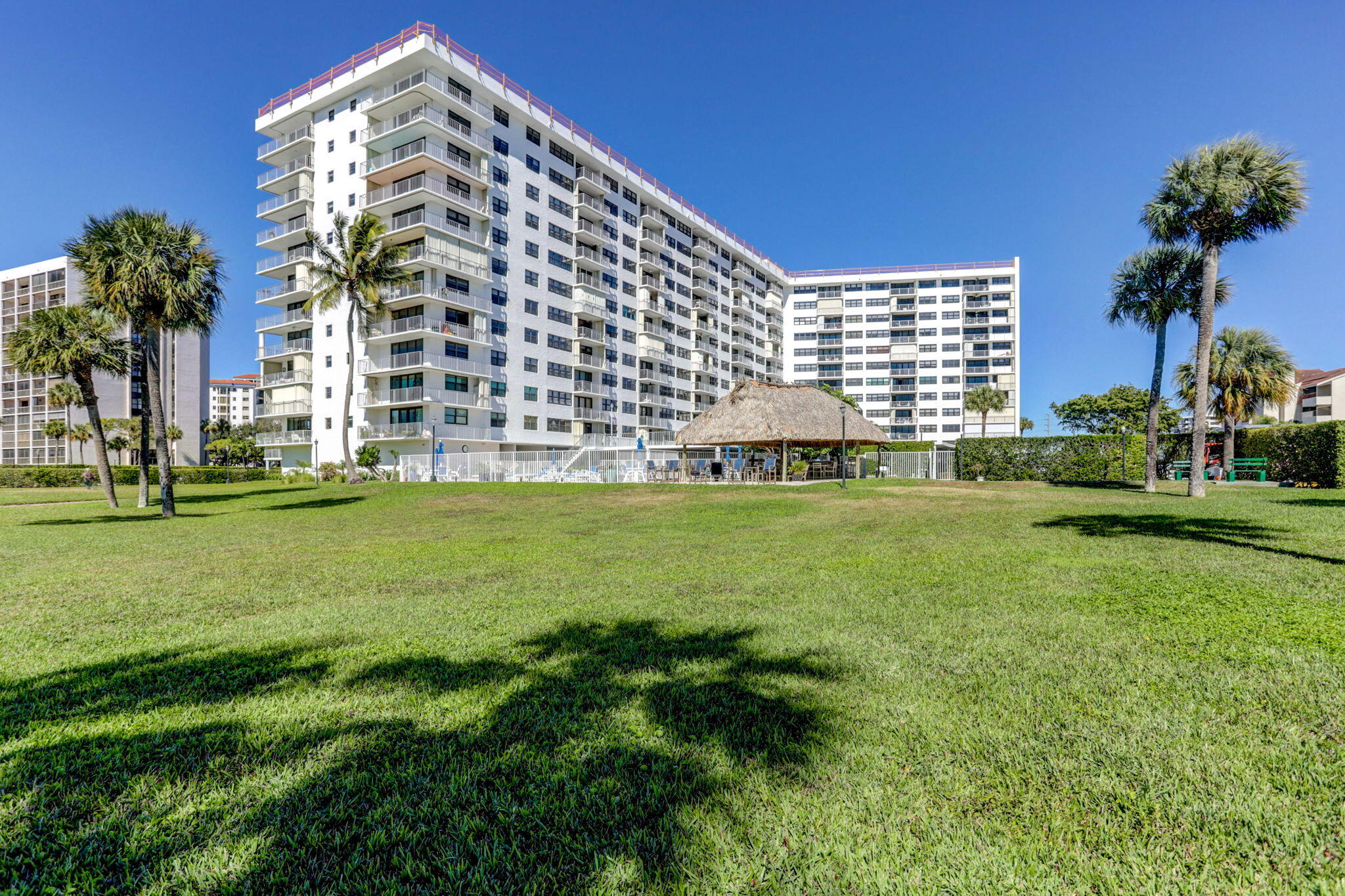 336 Golfview Road 207