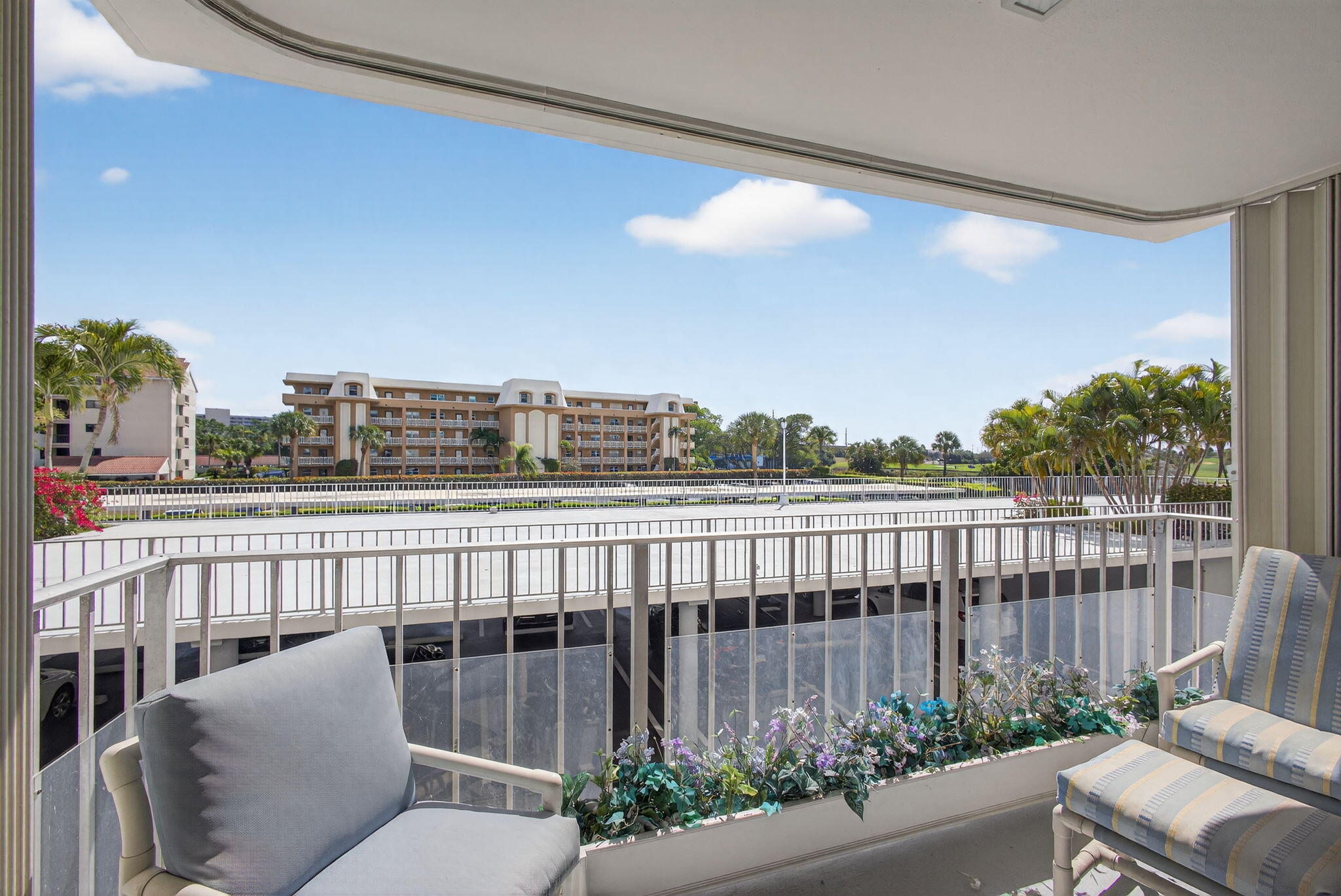 336 Golfview Road 207