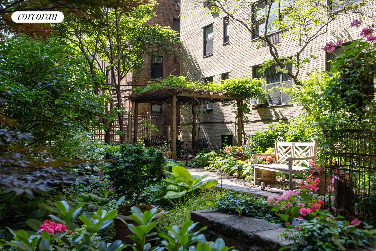 424 E 52ND Street 2D