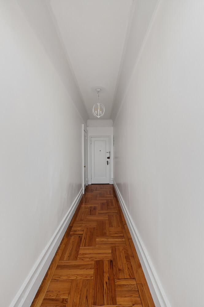 401 W END Avenue 2B