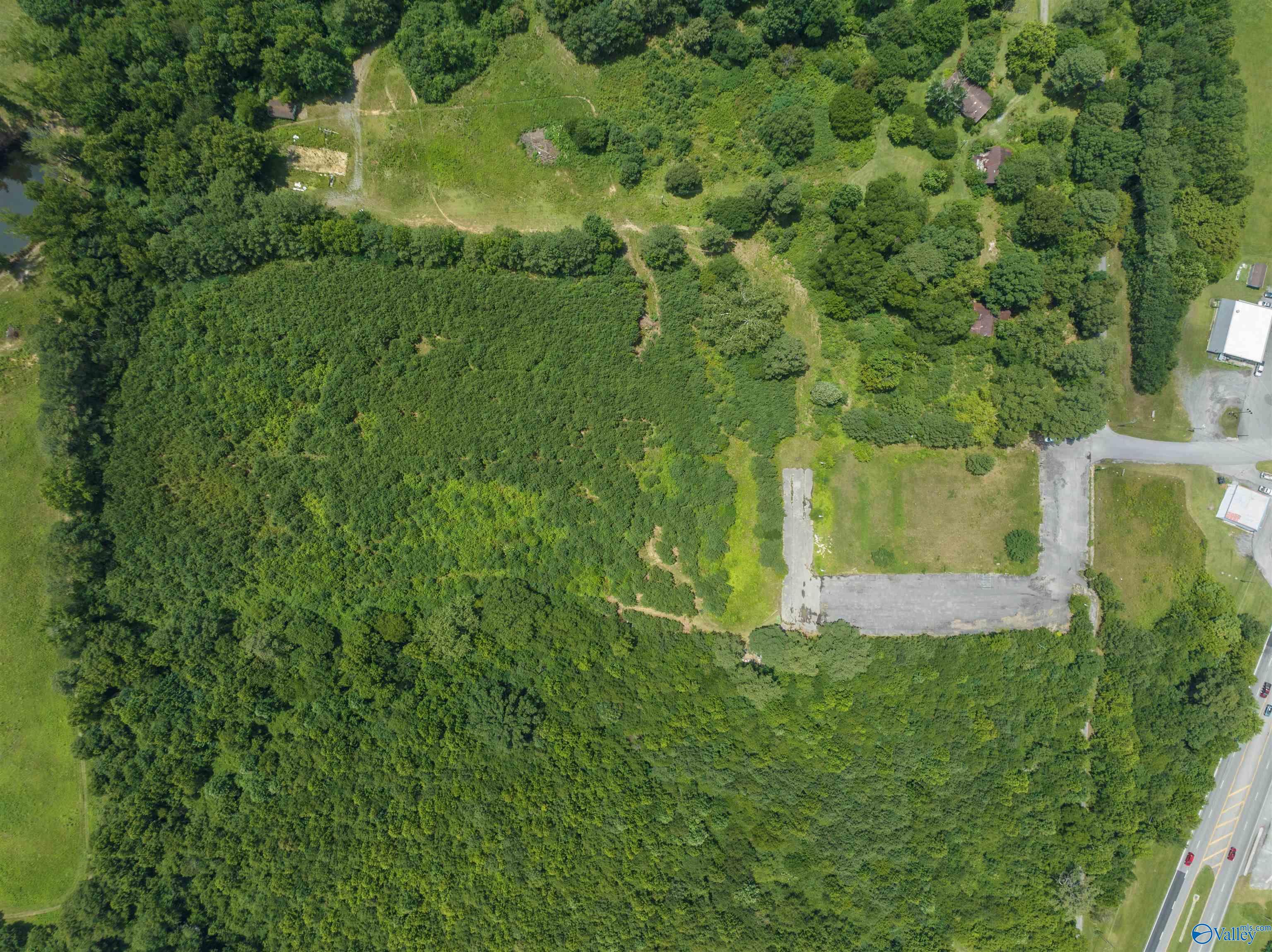 6.80 acres off Highway 431