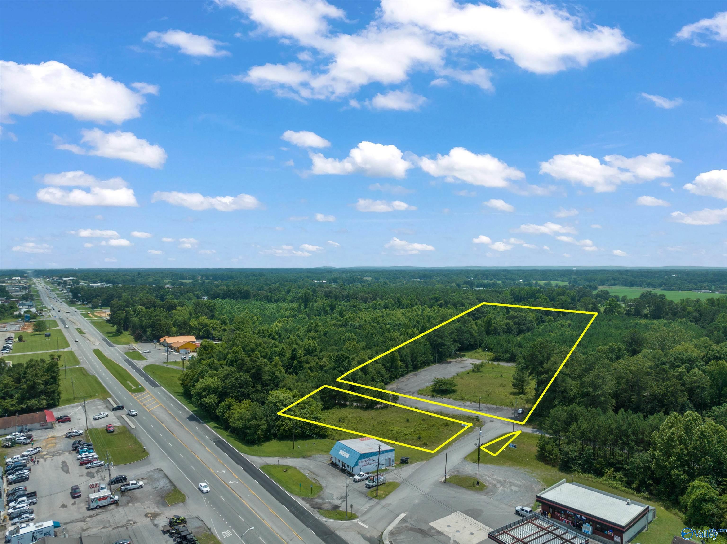 6.80 acres off Highway 431
