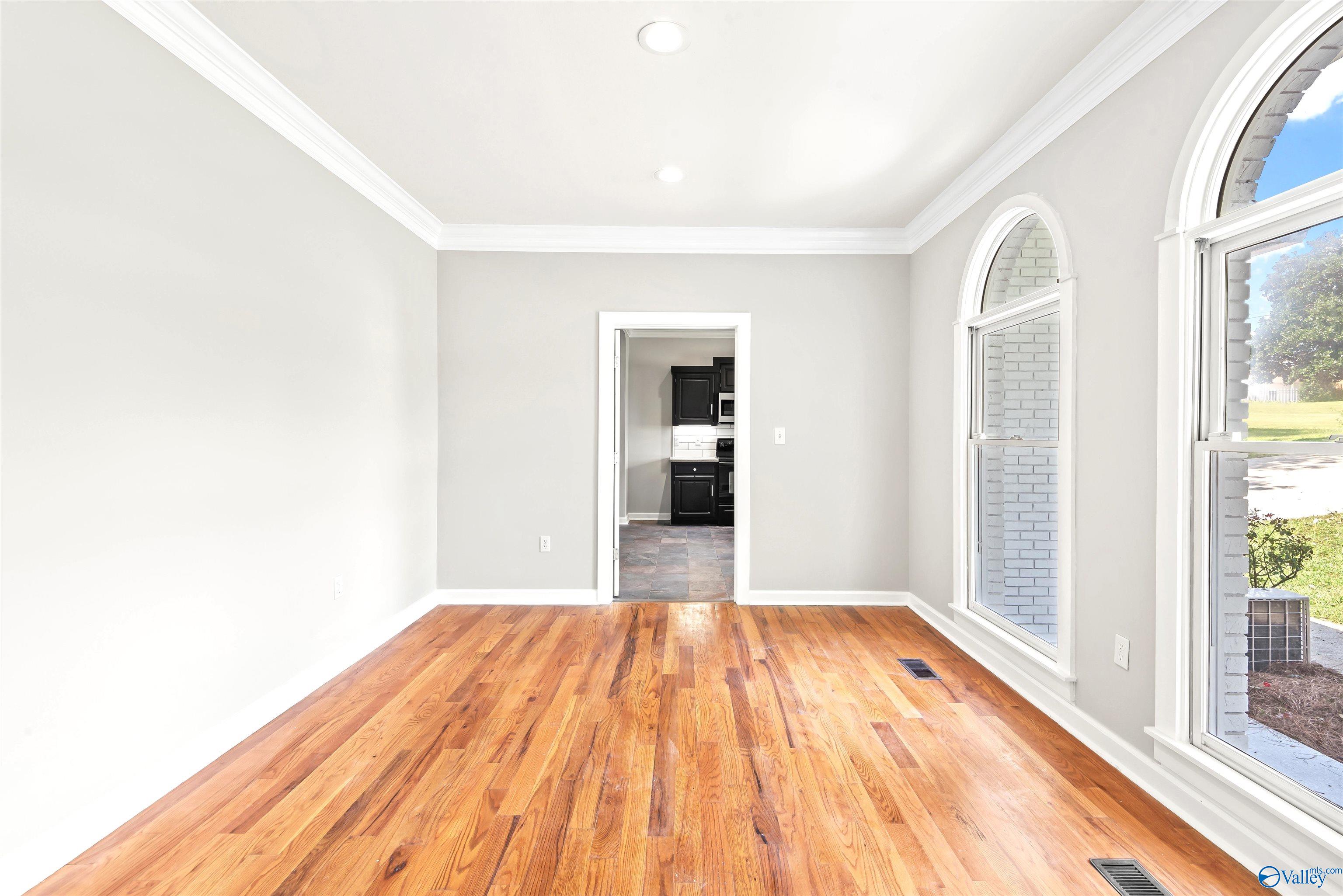 290 Scenic Bluff Drive