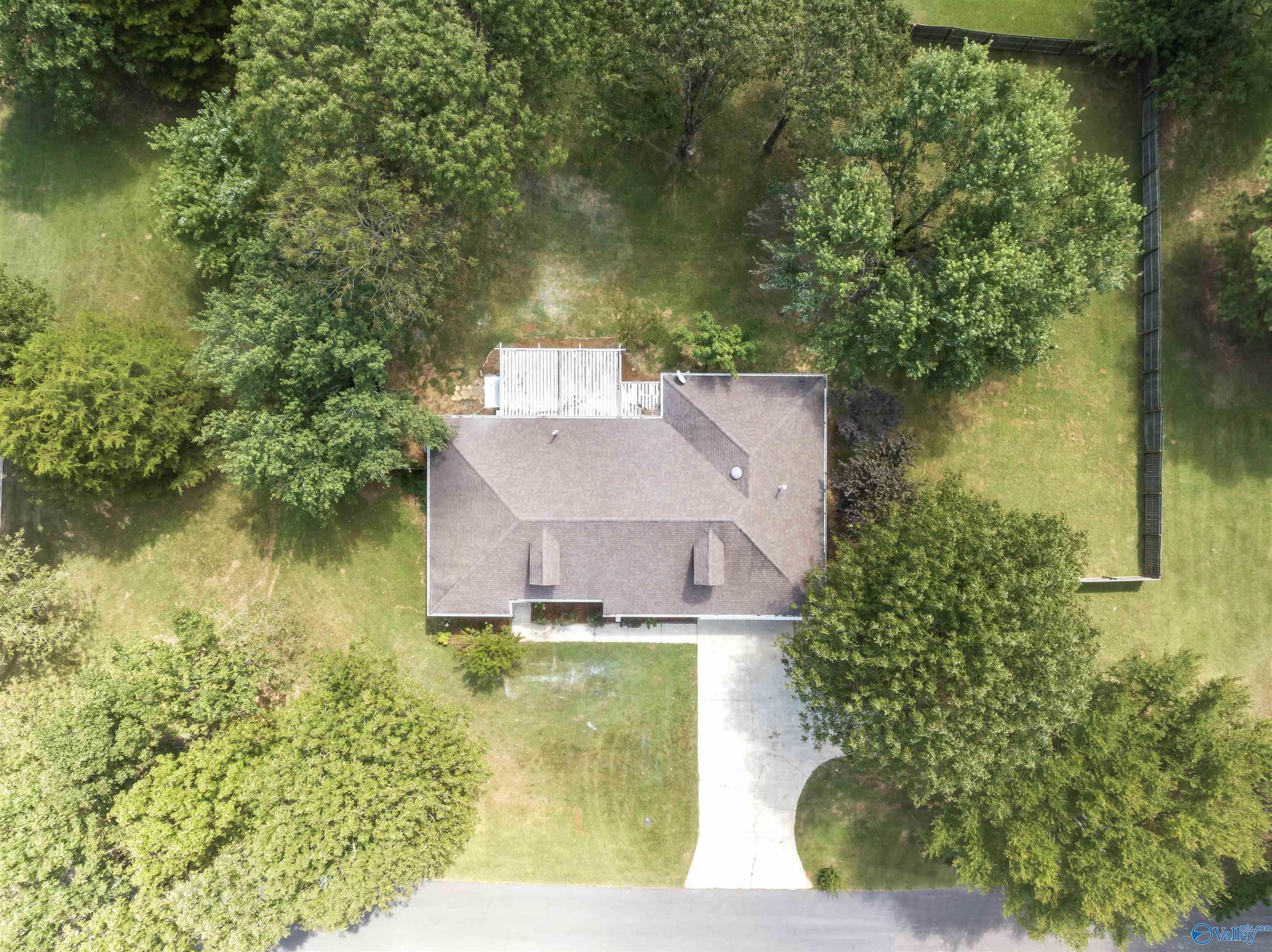 290 Scenic Bluff Drive