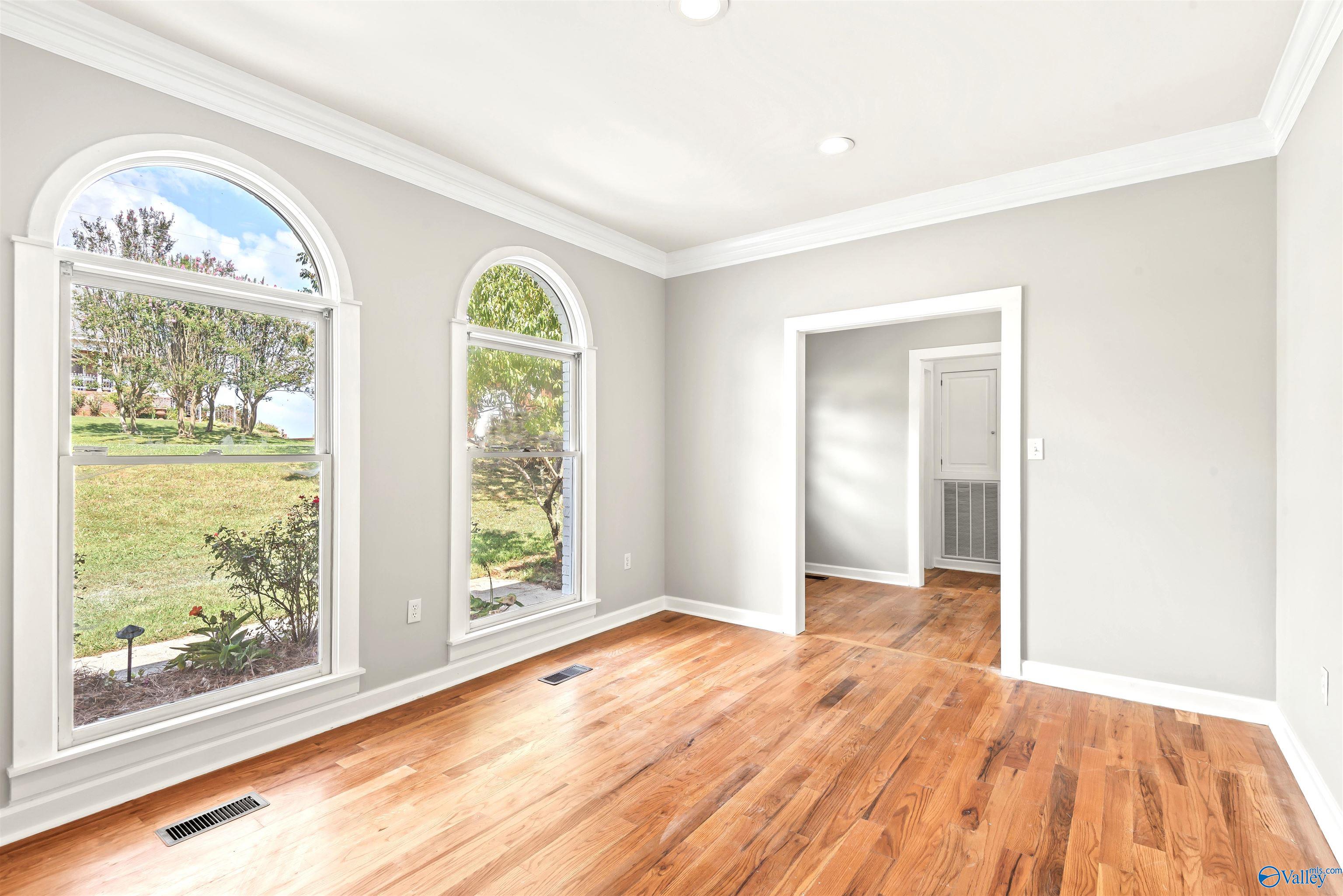 290 Scenic Bluff Drive