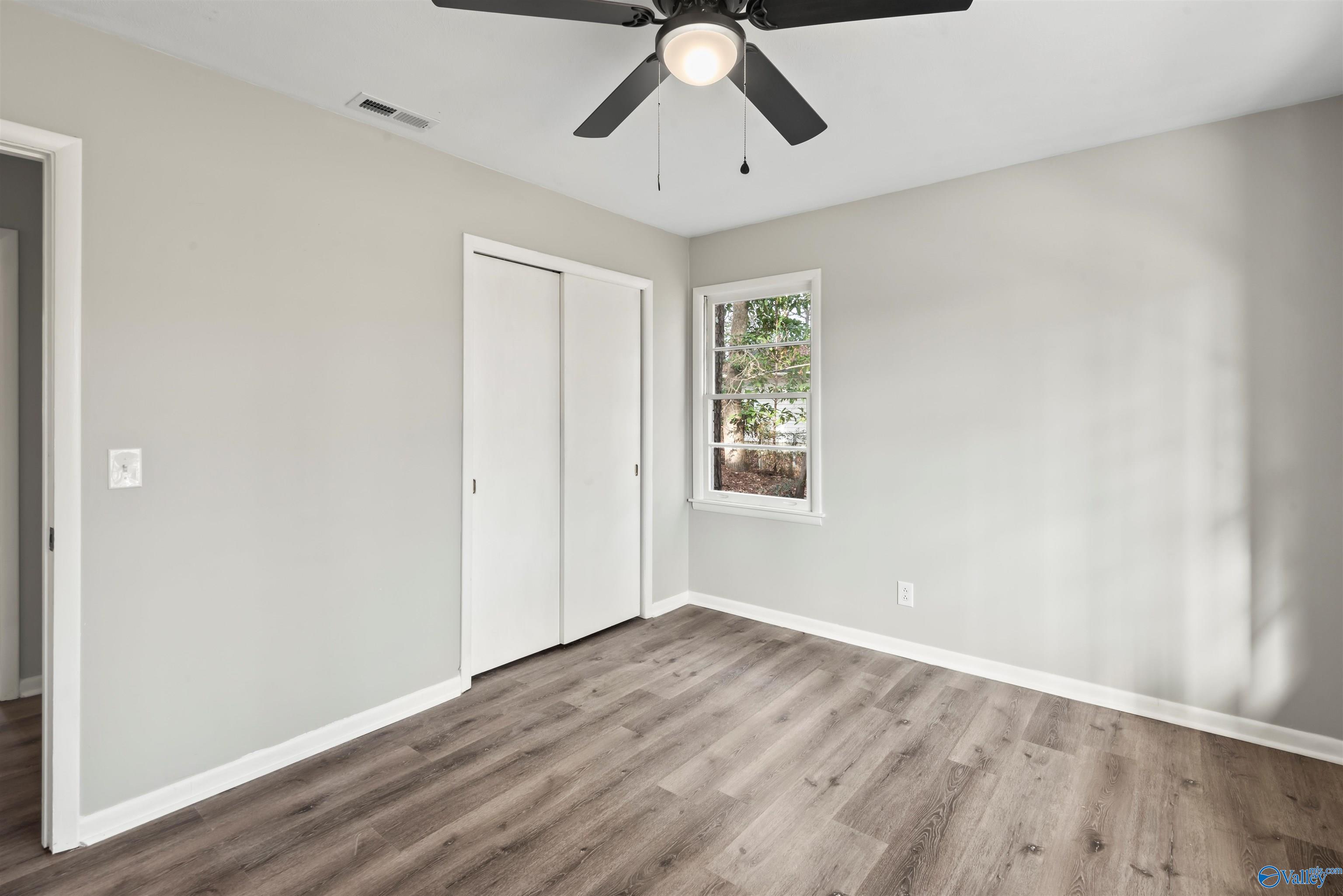 211 Falkner Circle