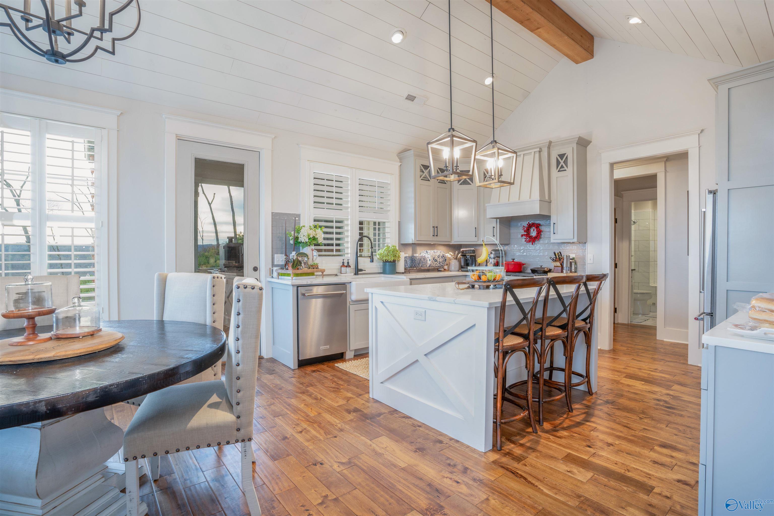 1182 Fall Creek Drive