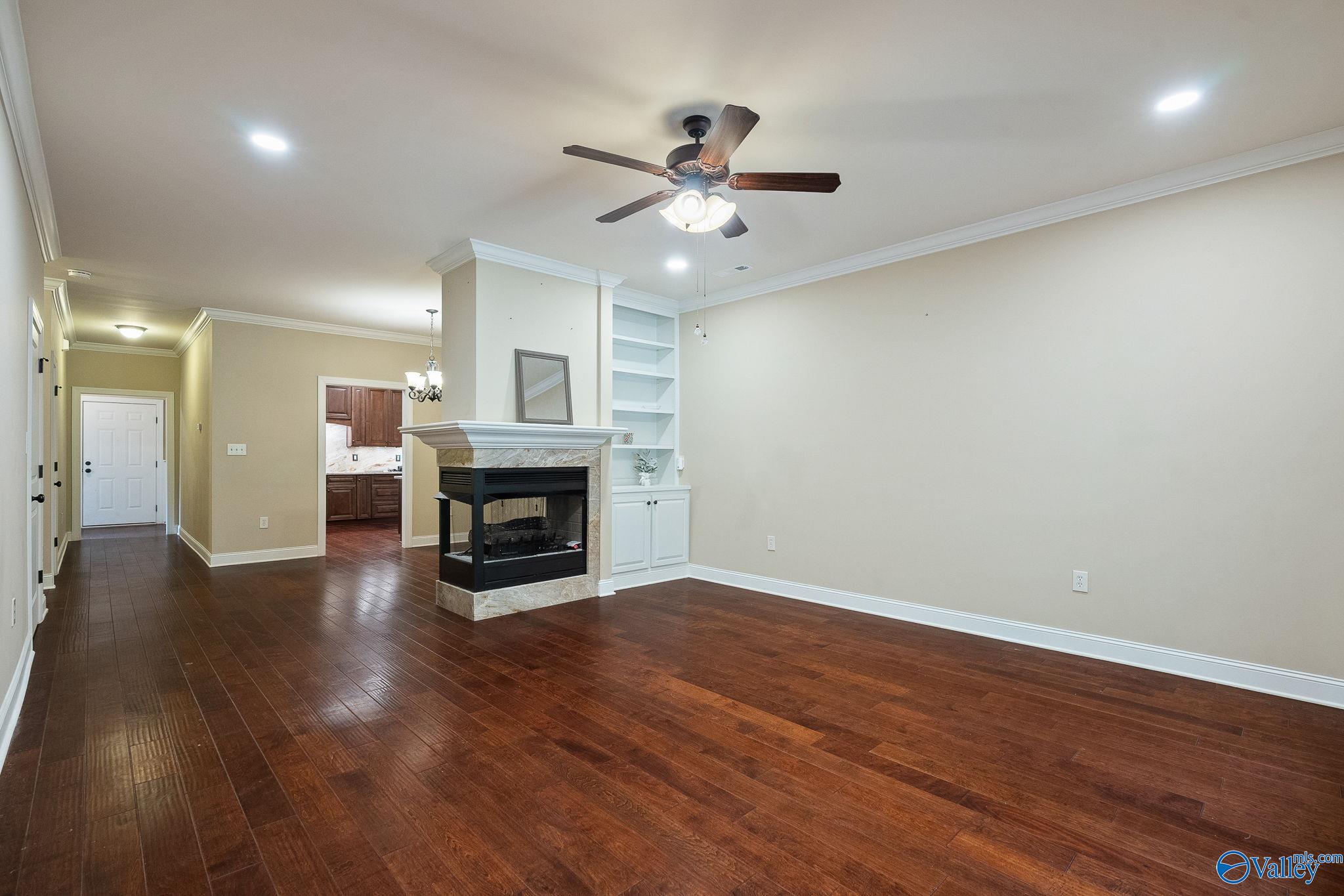 103 Spinnaker Lane