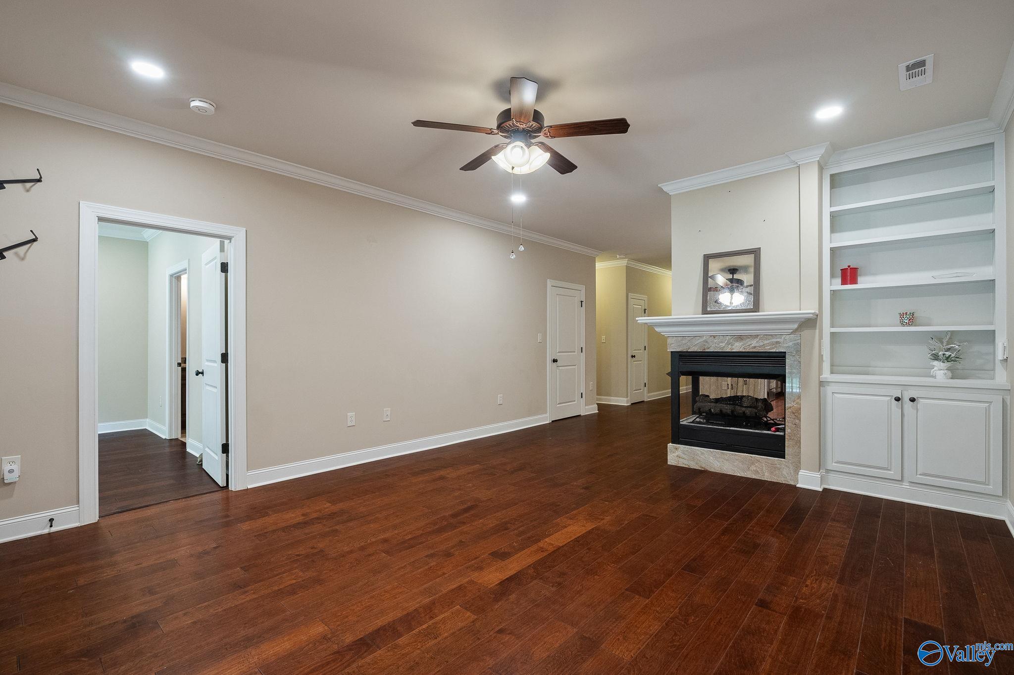 103 Spinnaker Lane