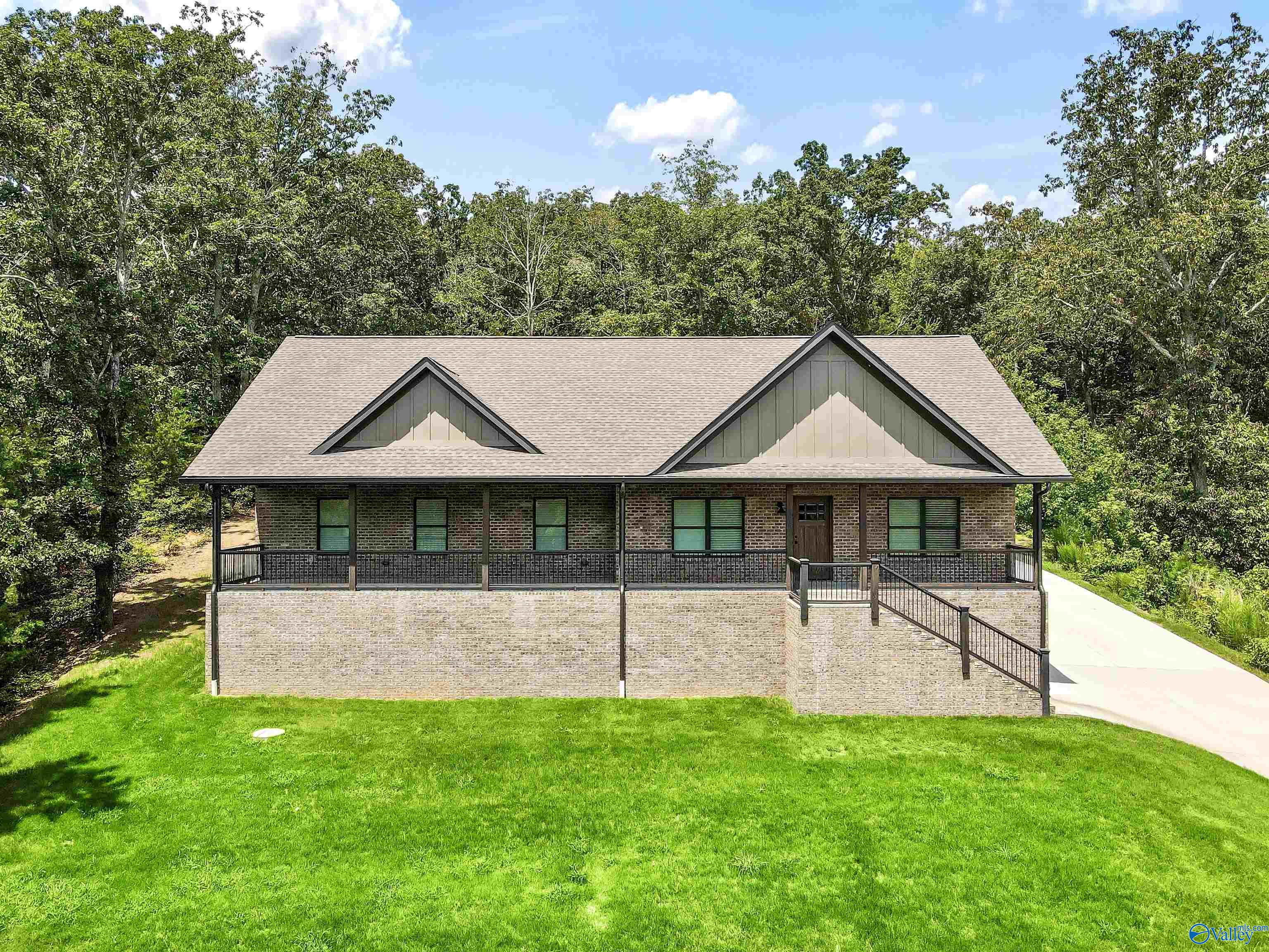 1912 Lookout Mountain Drive
