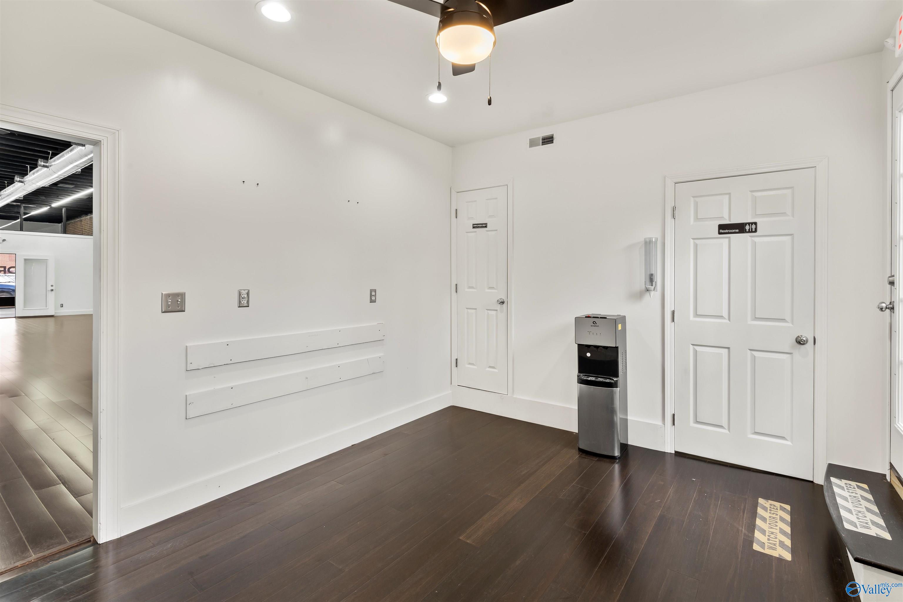 408 A Gunter Avenue