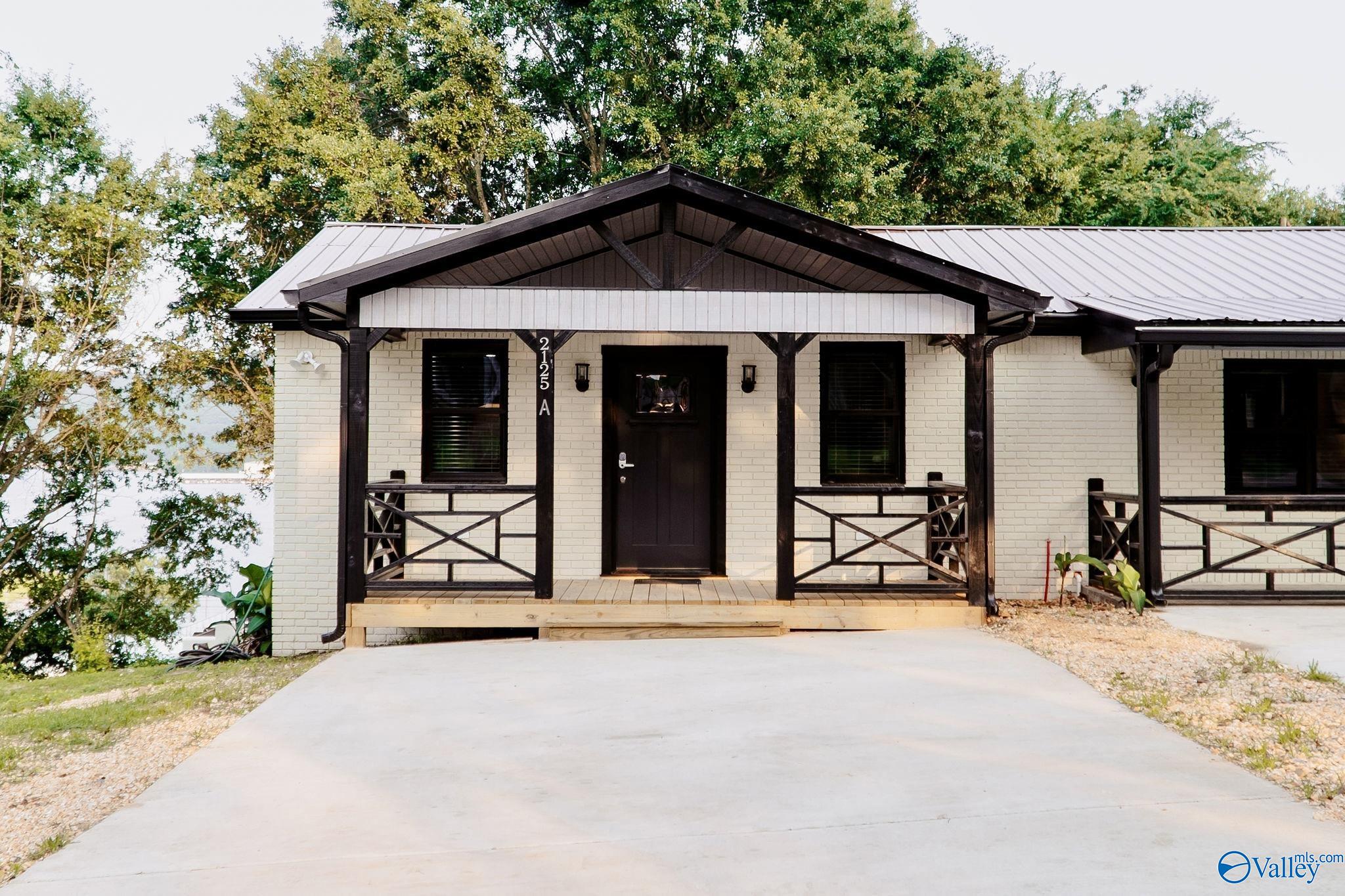 2125 Dunlap Avenue # B Unit: A & B