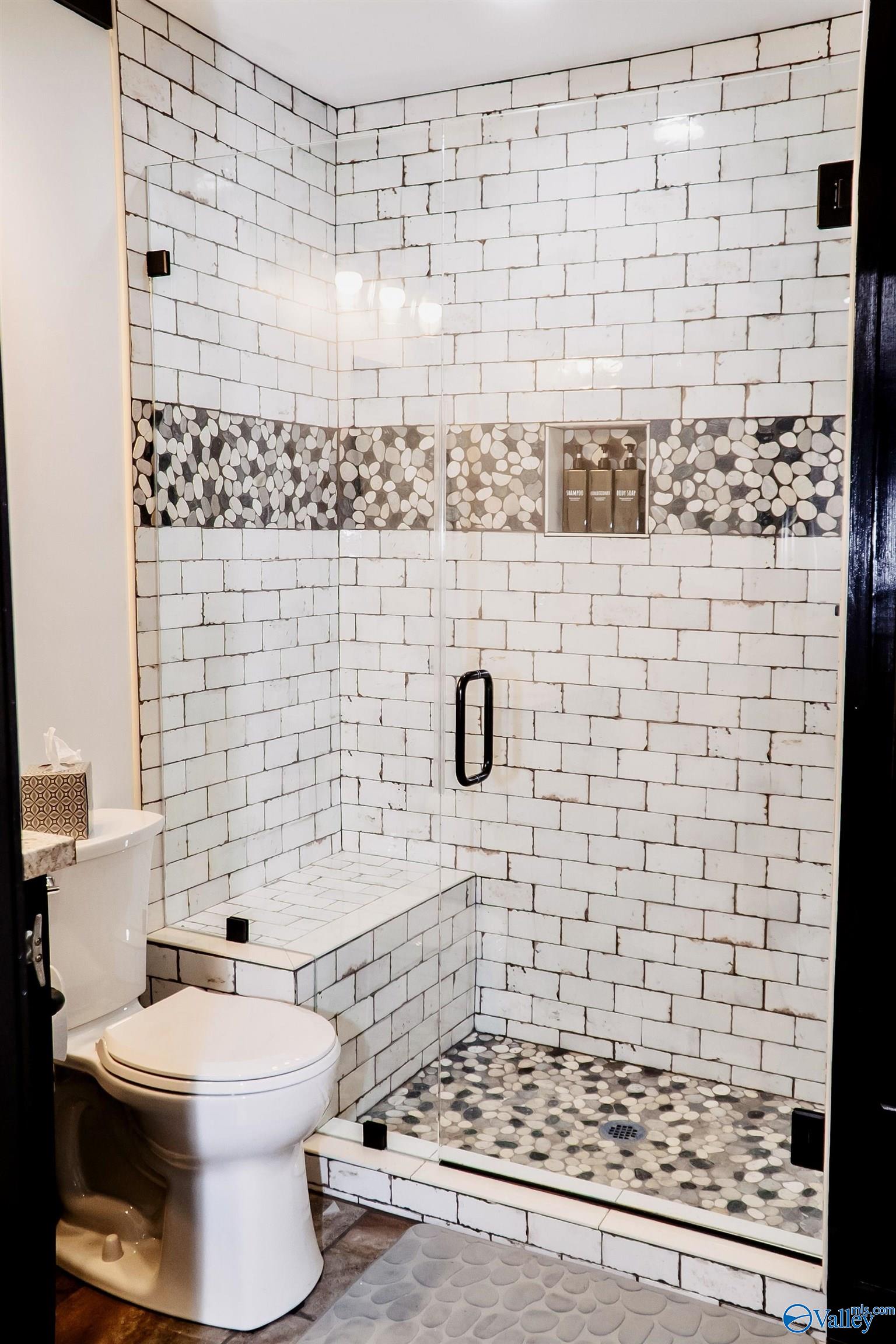 2125 Dunlap Avenue # B Unit: A & B