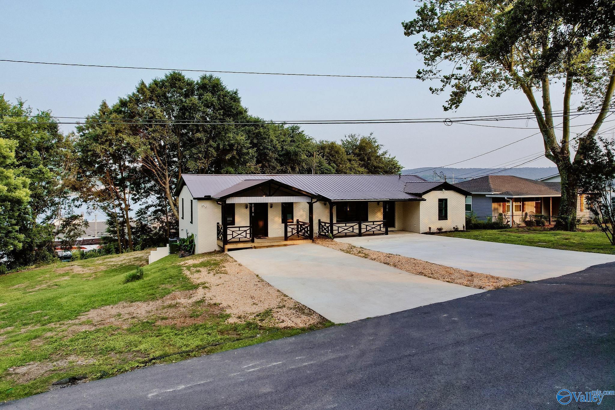 2125 Dunlap Avenue # B Unit: A & B