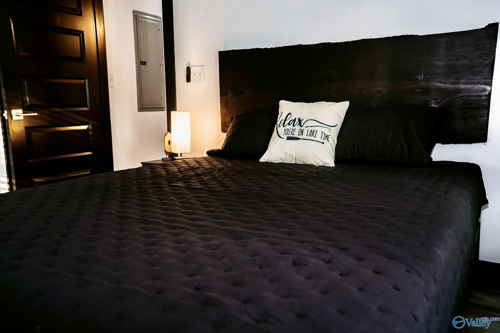 2125 Dunlap Avenue # B Unit: A & B