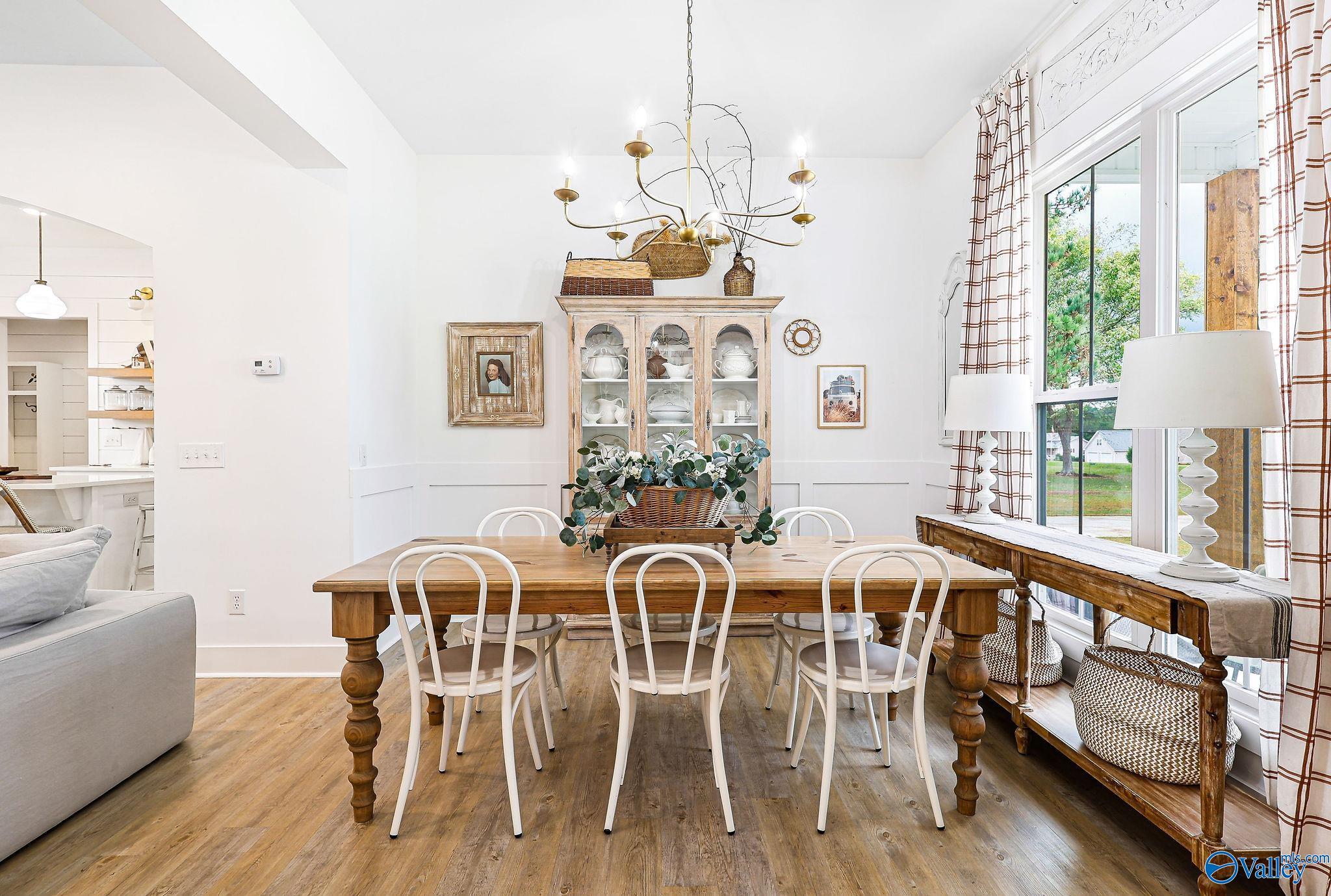 4378 Walnut Street