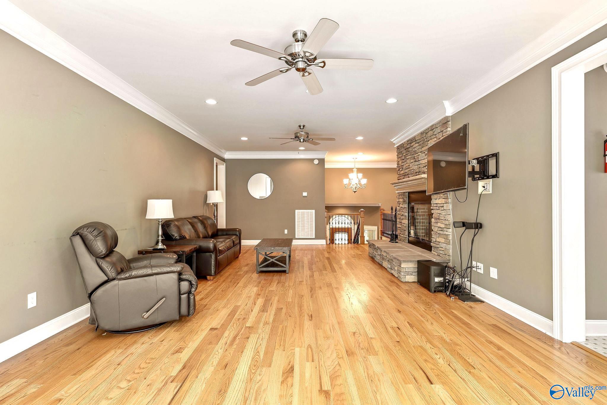 4101 Browns Valley Road